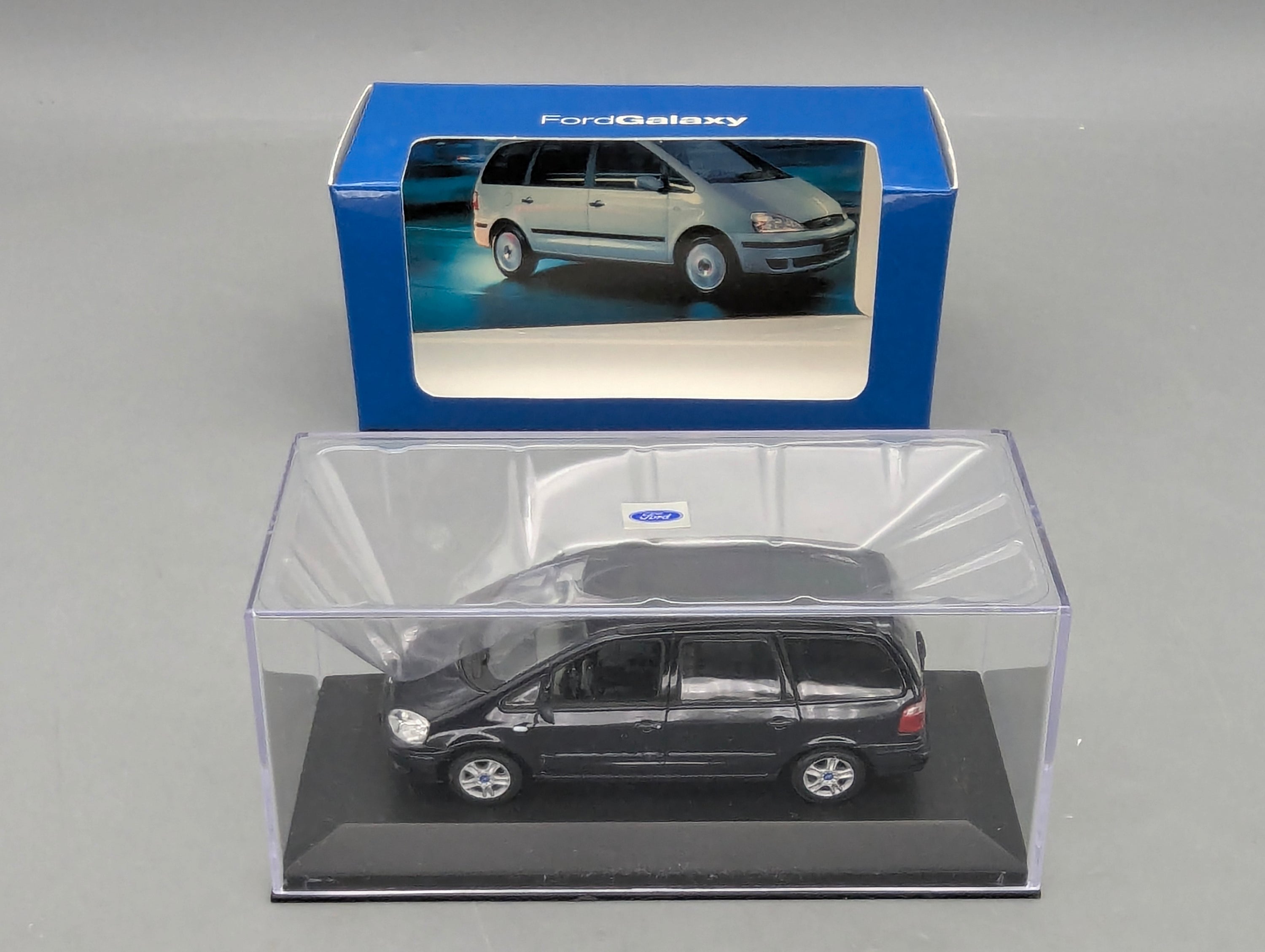 Model Cars 1:43 Minichamps Mercedes Benz SL65 AMG Black Series Silver with original packaging