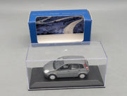 Modellautos 1:43 Minichamps Ford Fiesta Grau Metallic mit Dealer OVP