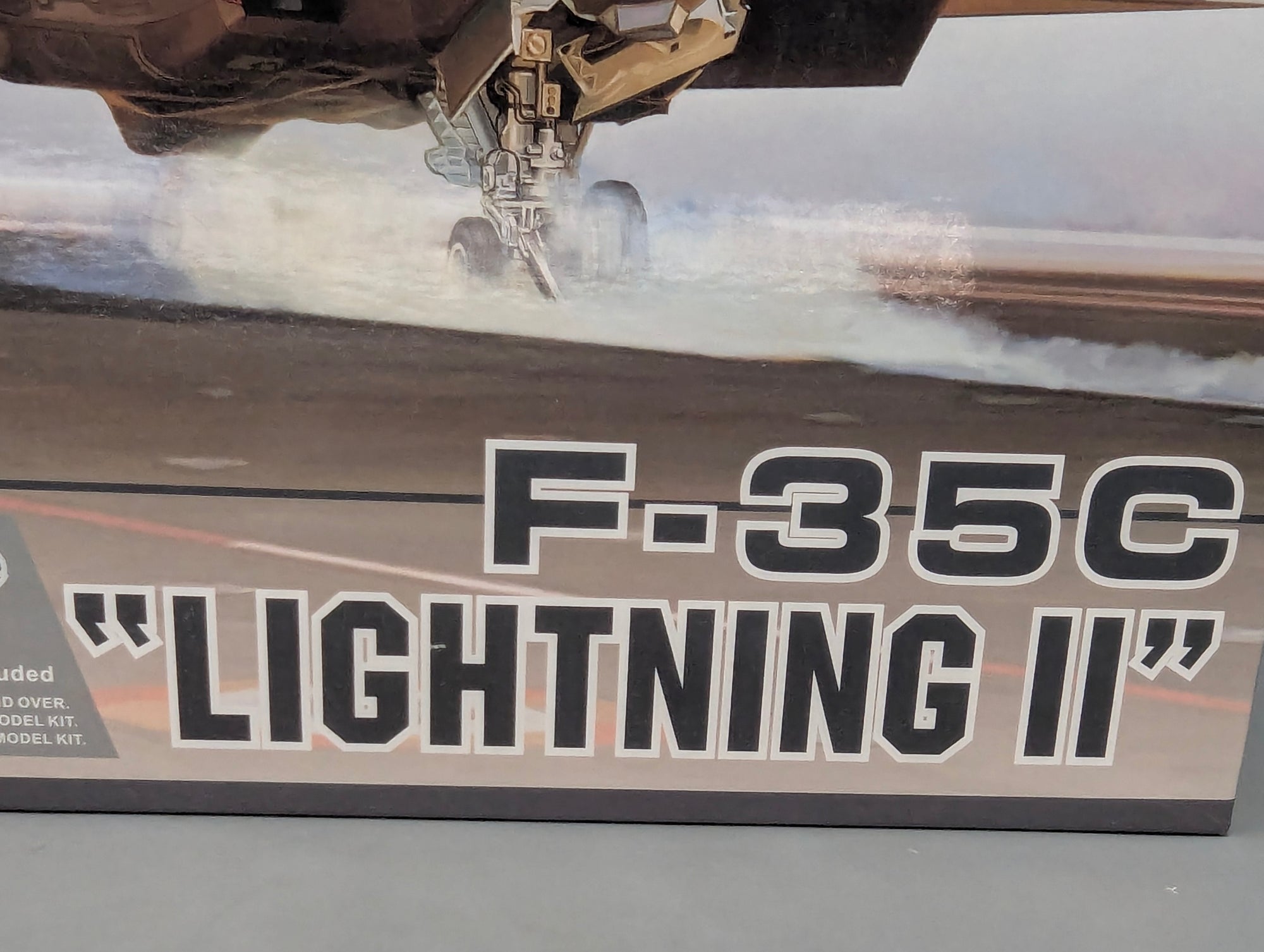 Flugzeug Modell Bausatz 1:48 Kitty Hawk Elite Series KH80132 F-35C Lightning II mit OVP