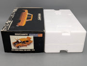 Modellautos 1:18 Minichamps Alfa Romeo Giulia 1300 Super 1970 Ochre Ocker mit OVP
