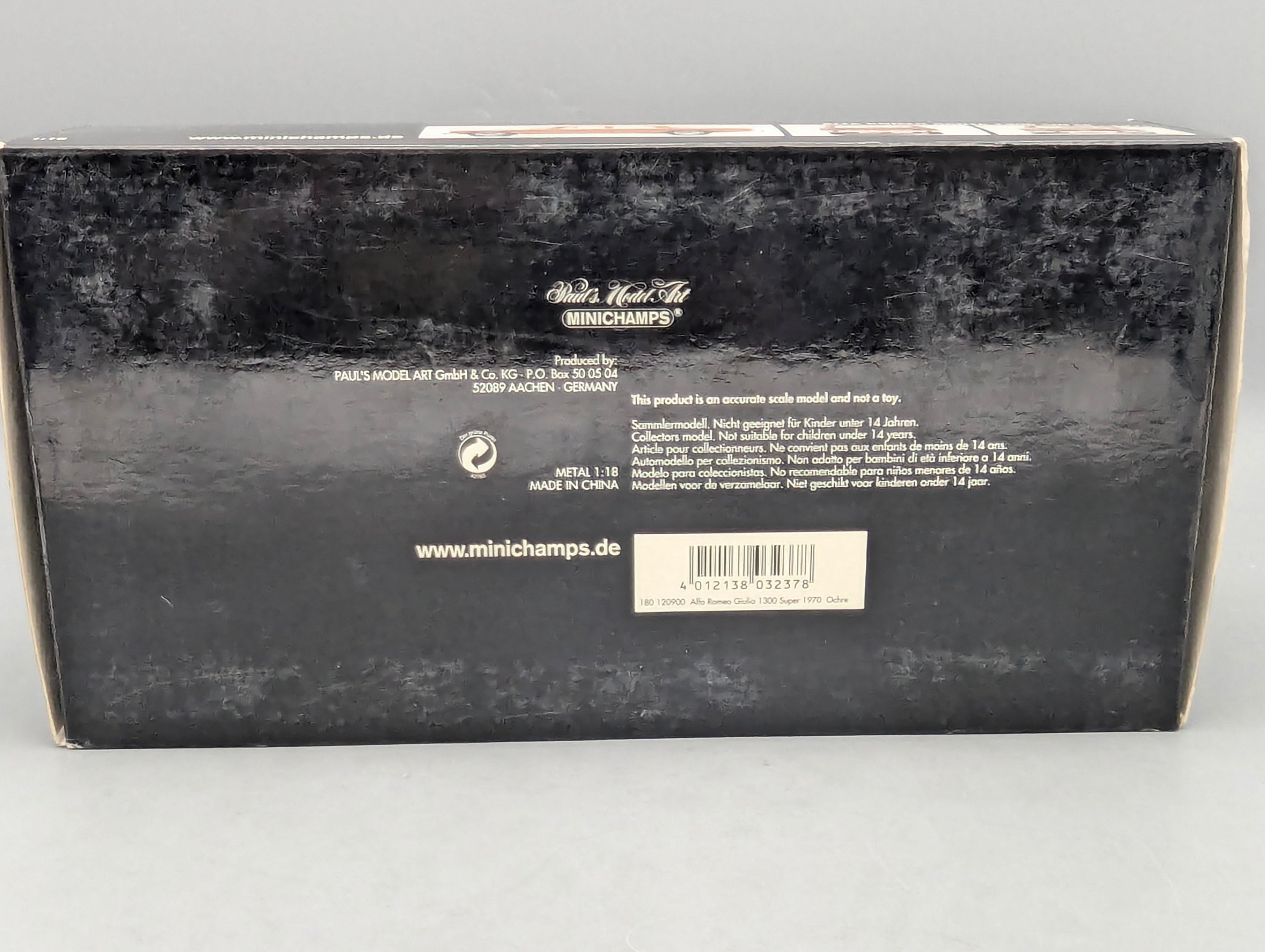 Modellautos 1:18 Minichamps Alfa Romeo Giulia 1300 Super 1970 Ochre Ocker mit OVP