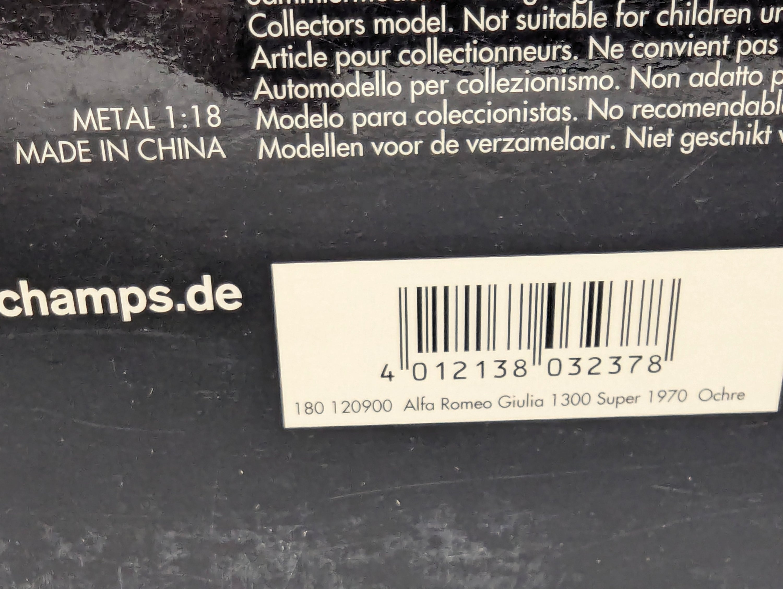 Modellautos 1:18 Minichamps Alfa Romeo Giulia 1300 Super 1970 Ochre Ocker mit OVP