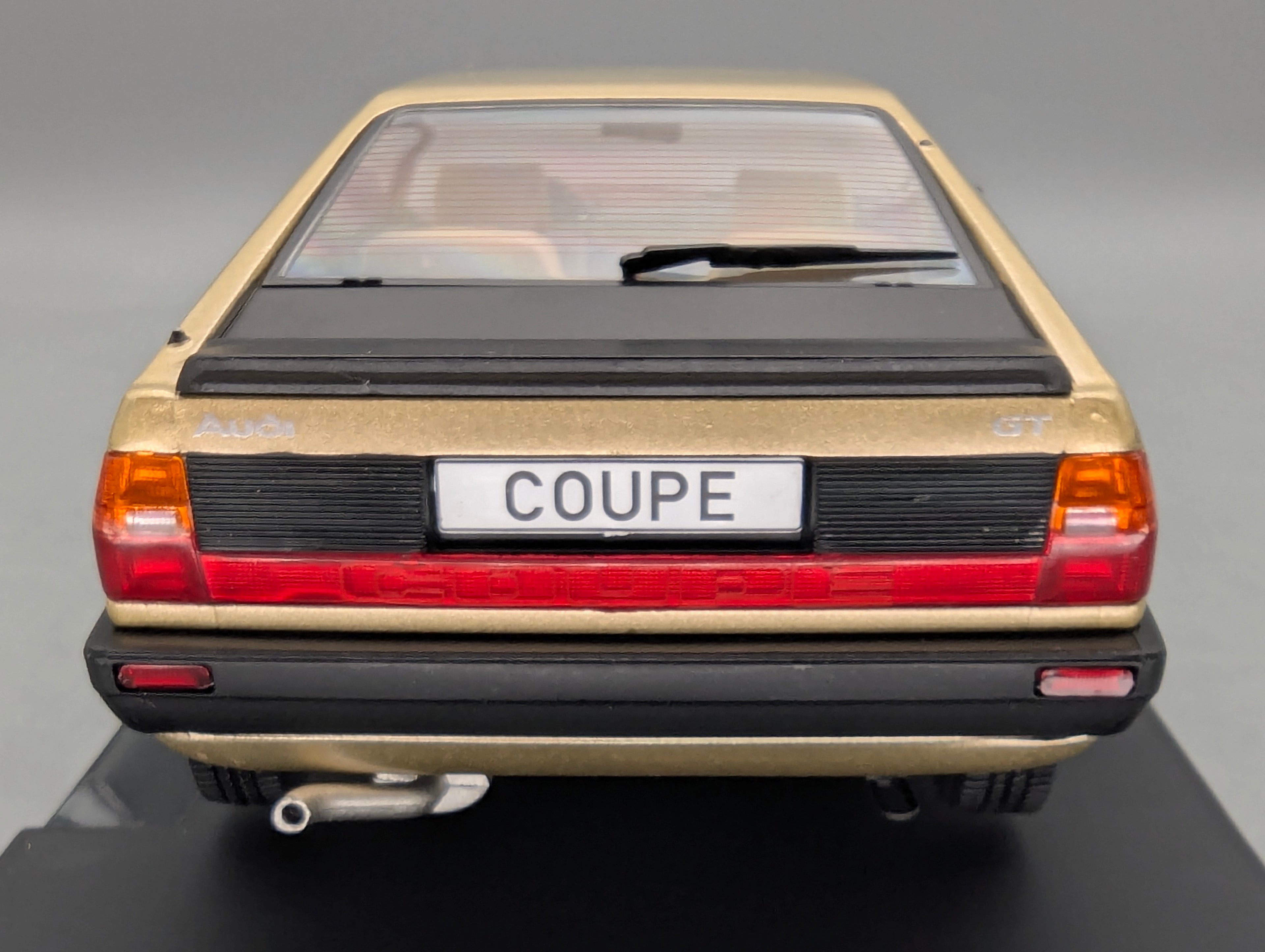 Modellautos 1:18 MCG Audi GT Coupe Beige Metallic mit OVP