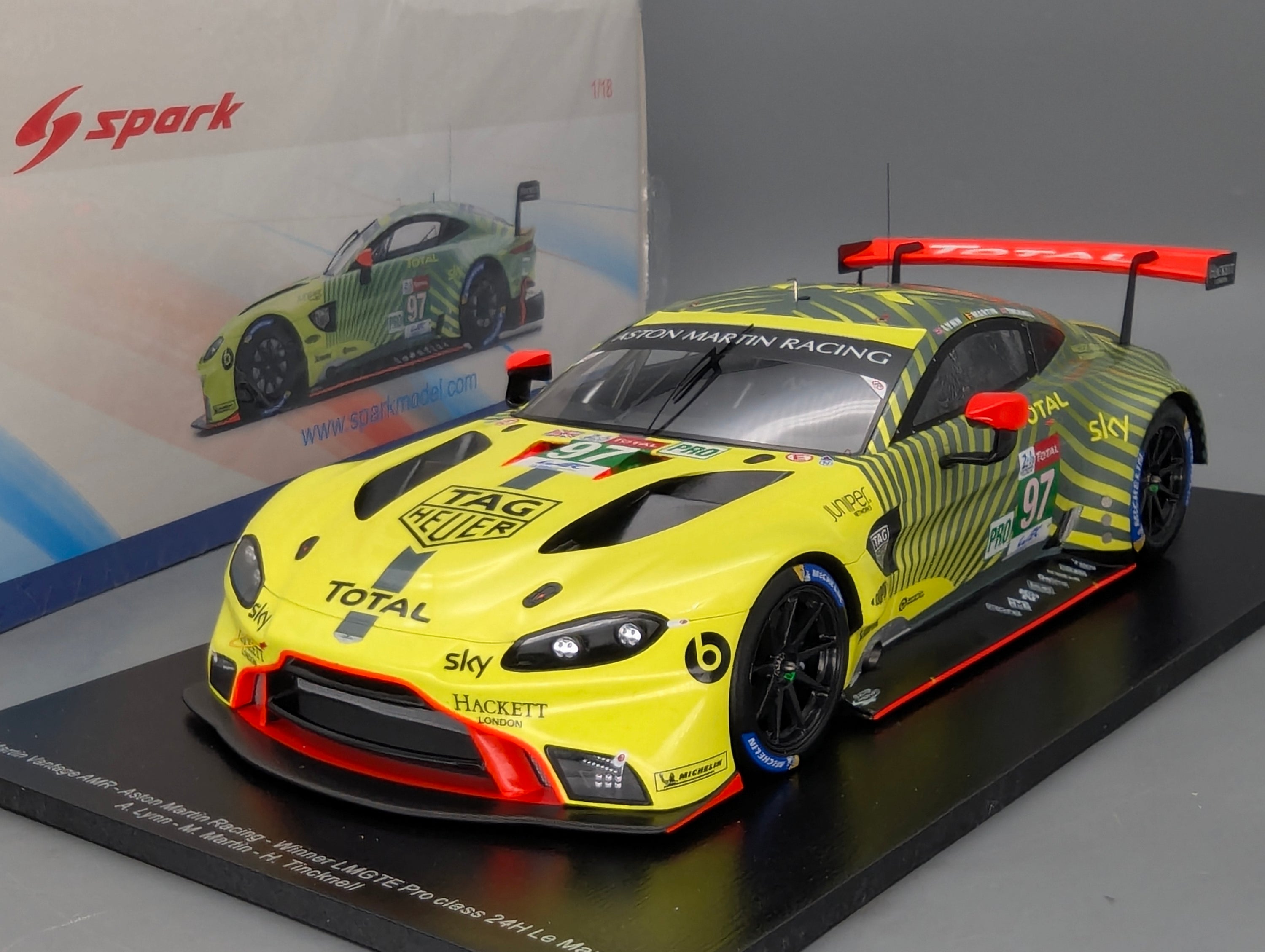 Modellautos 1:18 Spark 18S805 Aston Martin Vantage AMR WINNER 24h Le Mans 2020 #97 mit OVP