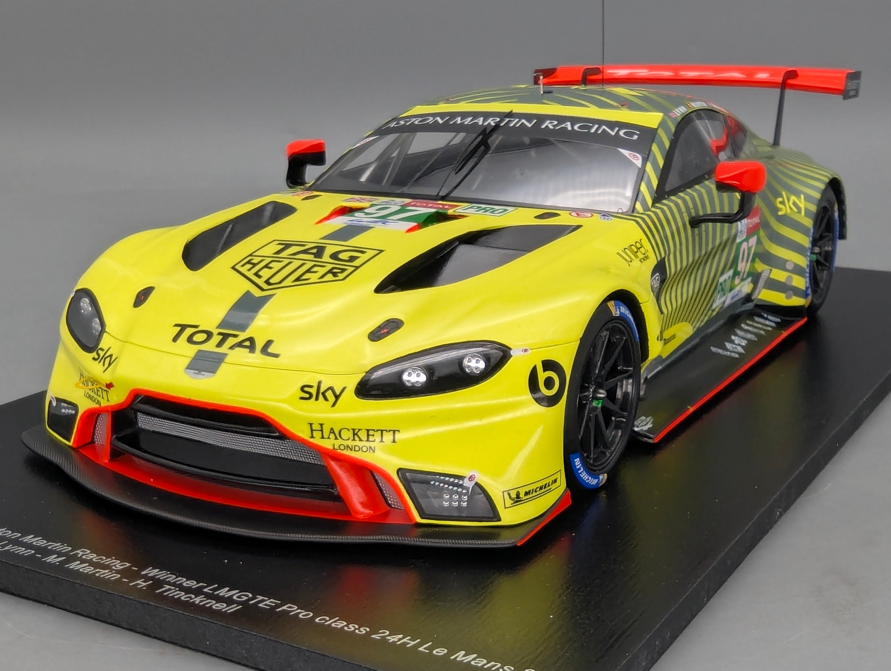 Modellautos 1:18 Spark 18S805 Aston Martin Vantage AMR WINNER 24h Le Mans 2020 #97 mit OVP