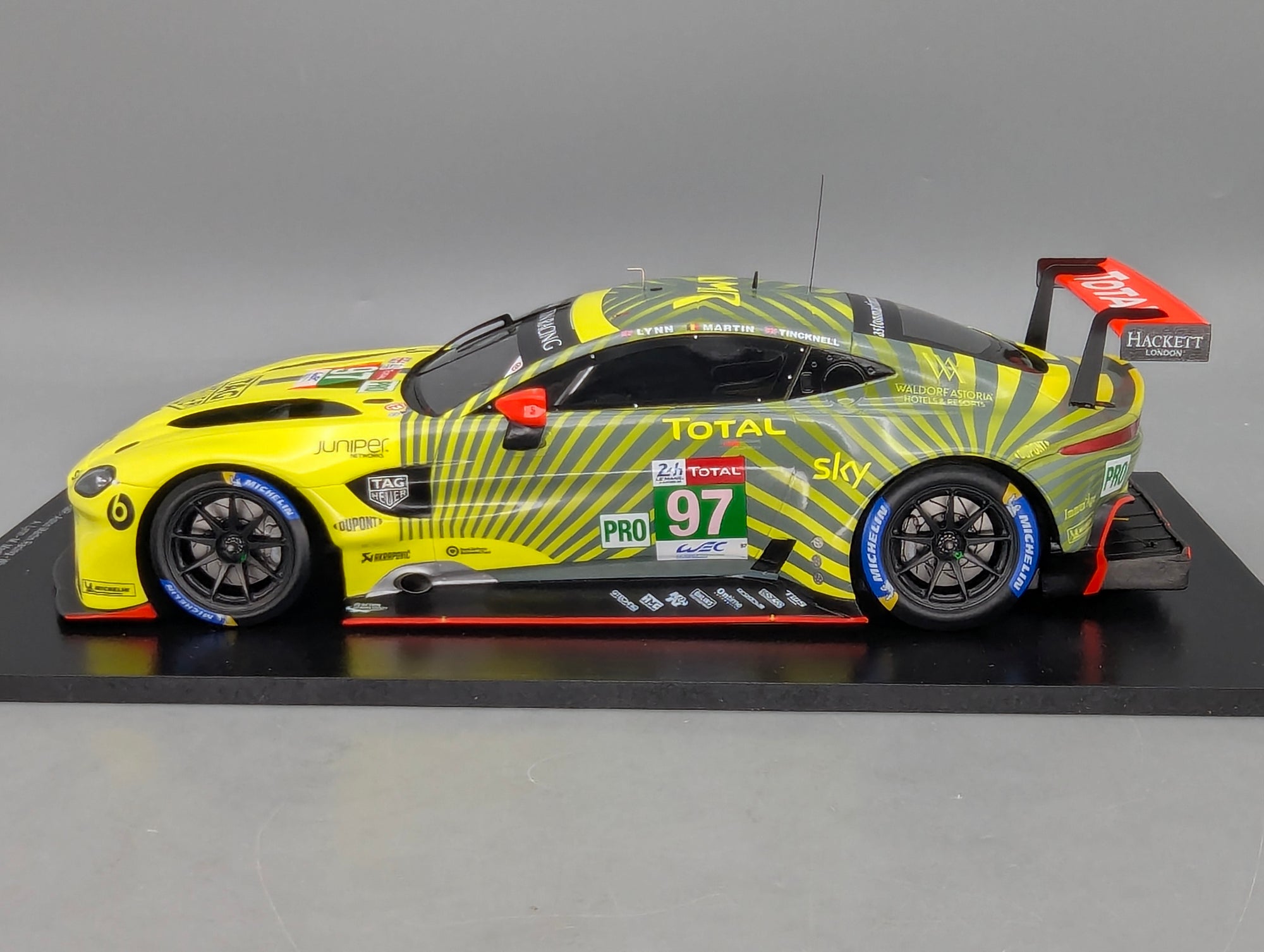 Modellautos 1:18 Spark 18S805 Aston Martin Vantage AMR WINNER 24h Le Mans 2020 #97 mit OVP