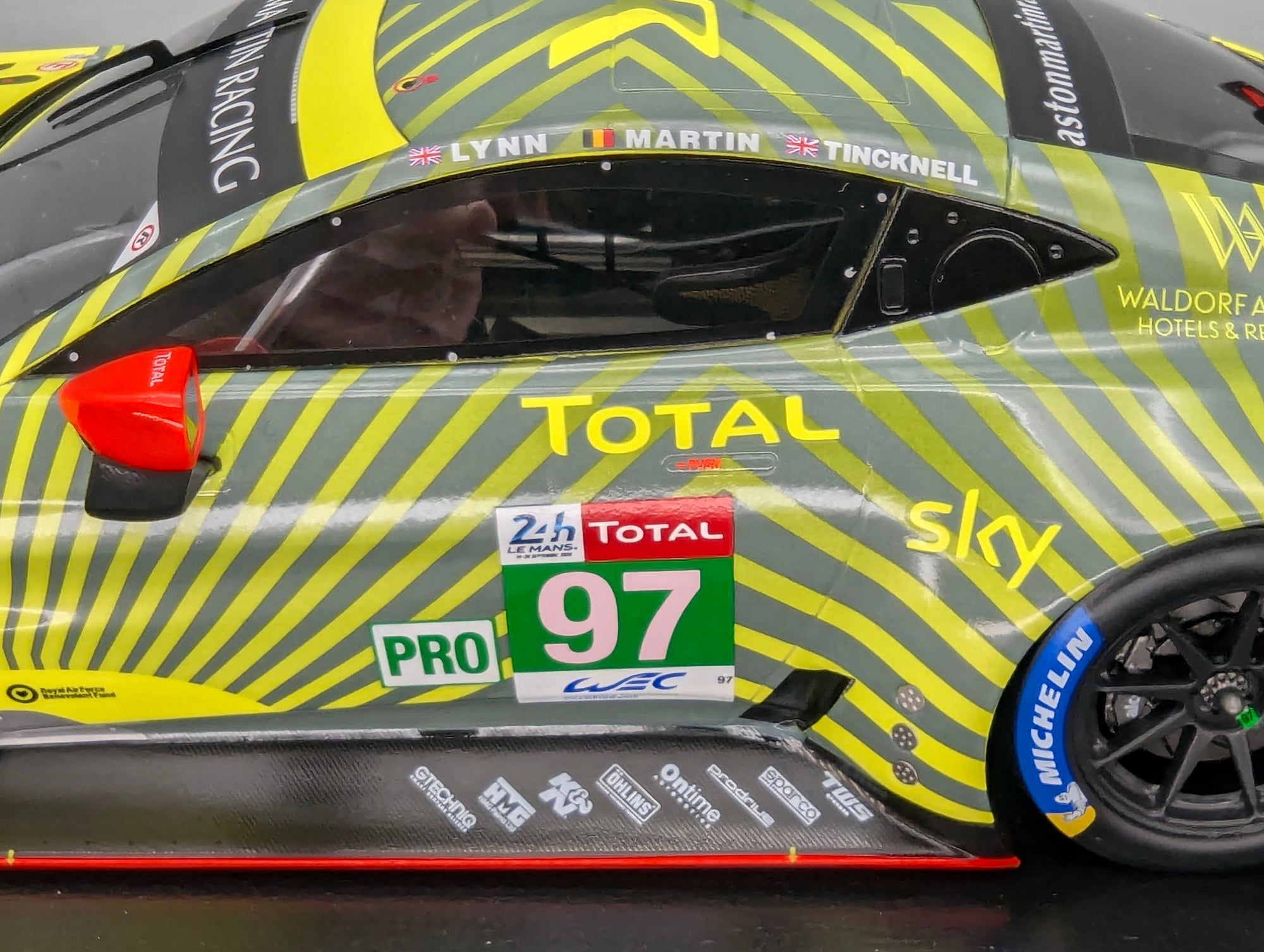 Modellautos 1:18 Spark 18S805 Aston Martin Vantage AMR WINNER 24h Le Mans 2020 #97 mit OVP