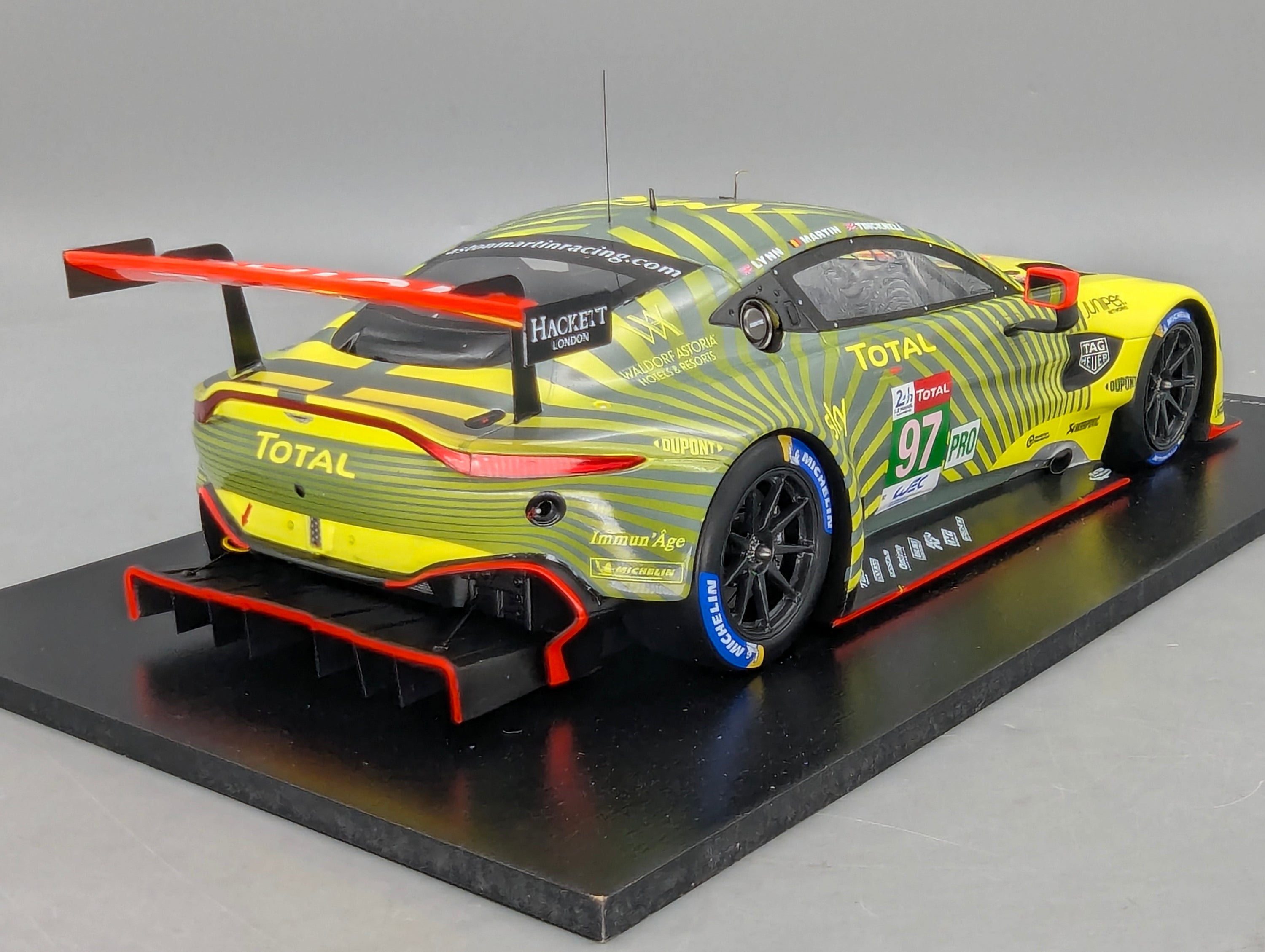 Modellautos 1:18 Spark 18S805 Aston Martin Vantage AMR WINNER 24h Le Mans 2020 #97 mit OVP