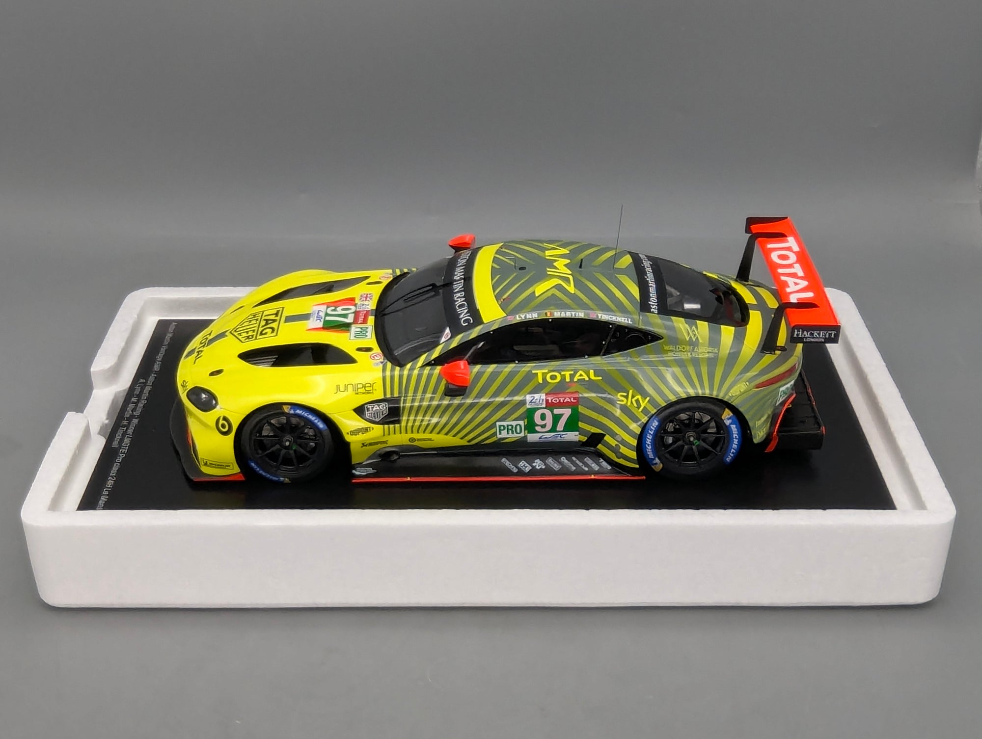 Modellautos 1:18 Spark 18S805 Aston Martin Vantage AMR WINNER 24h Le Mans 2020 #97 mit OVP