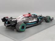 Modellautos 1:18 Spark 18S604 Mercedes AMG F1 W12 E Performance Winner Russian GP 2021 #44 Hamilton OVP