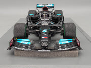 Modellautos 1:18 Spark 18S604 Mercedes AMG F1 W12 E Performance Winner Russian GP 2021 #44 Hamilton OVP