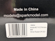 Modellautos 1:18 Spark 18S604 Mercedes AMG F1 W12 E Performance Winner Russian GP 2021 #44 Hamilton OVP