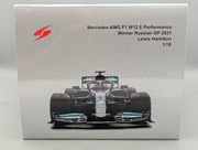 Modellautos 1:18 Spark 18S604 Mercedes AMG F1 W12 E Performance Winner Russian GP 2021 #44 Hamilton OVP