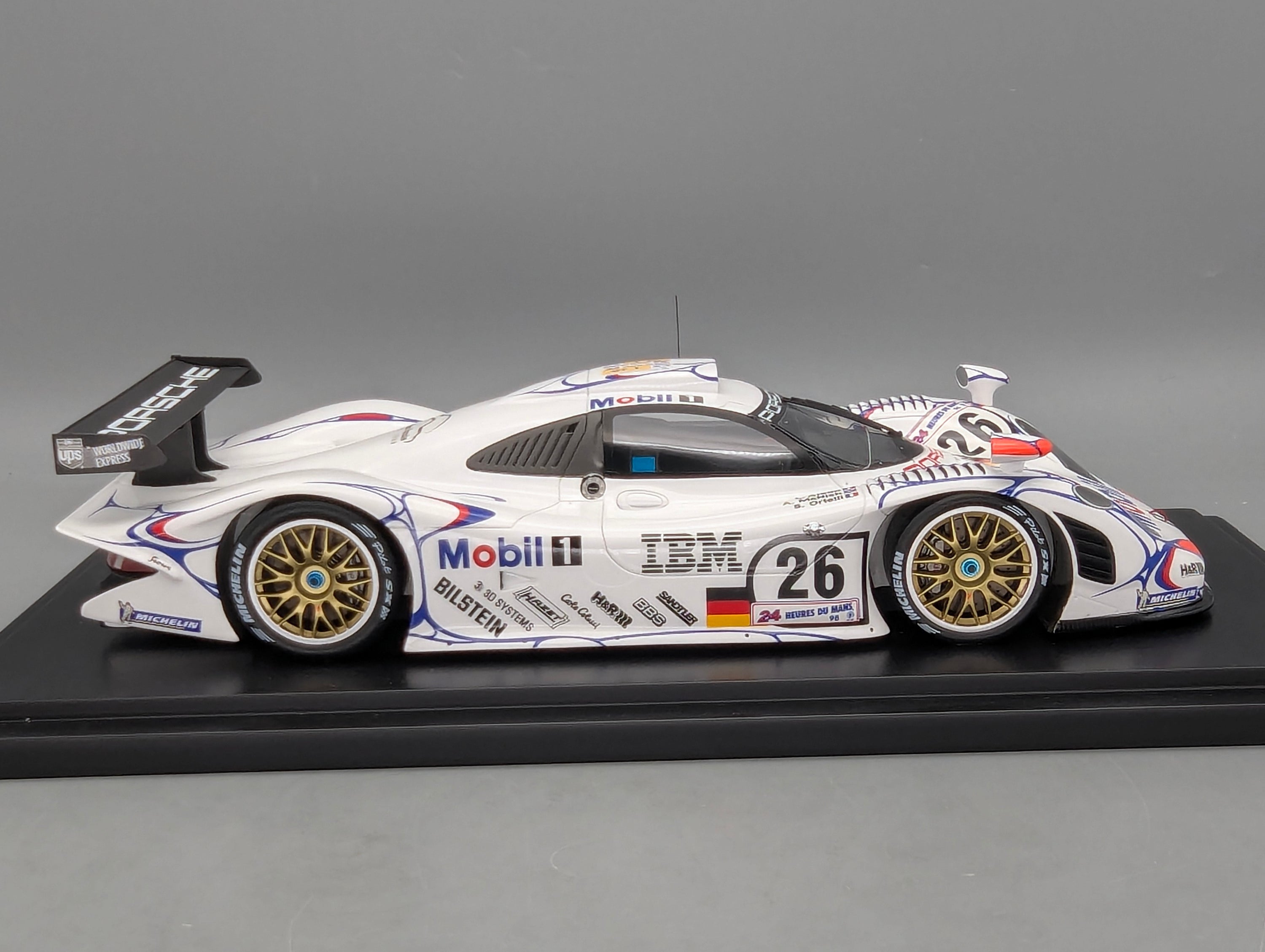 Coches en miniatura 1:43 Minichamps Mercedes Benz SL65 AMG Black Series Plata con embalaje original