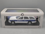 Modellautos 1:18 Triple9 Mercedes-Benz E-Klasse T-Modell Service Car 1995 OVP