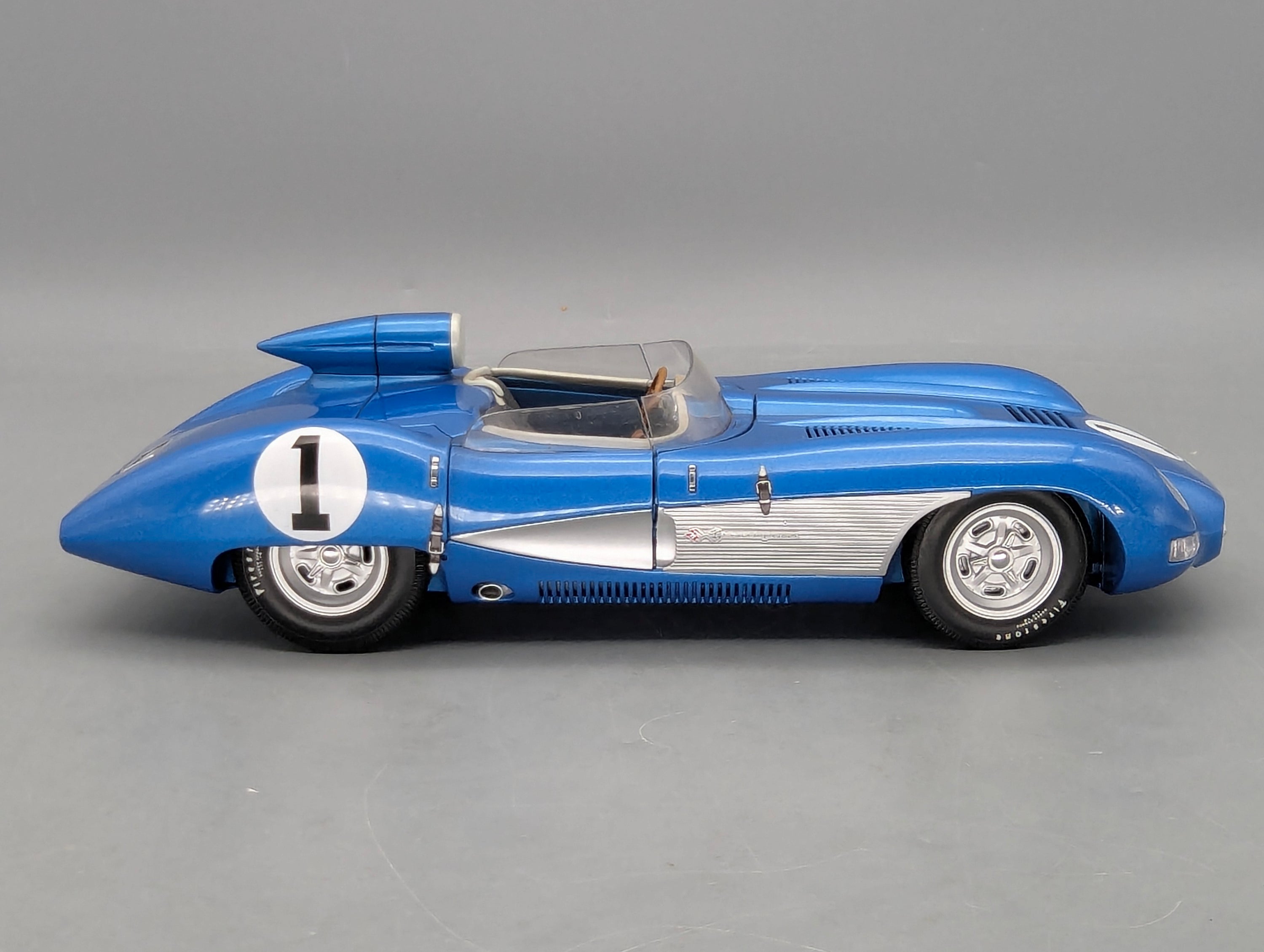 Modellautos 1:18 AUTOart Millenium 71051 Chevrolet Corvette SS 1957 Blau #1 mit OVP