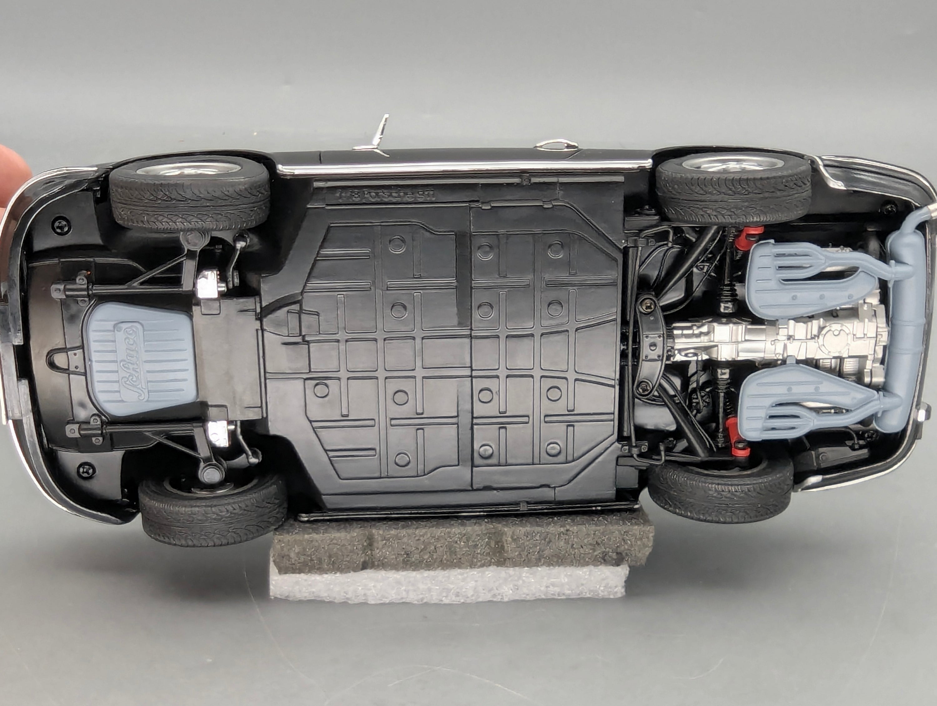 Modellautos 1:18 Schuco Porsche 911 S Coupe 1973 Schwarz mit OVP