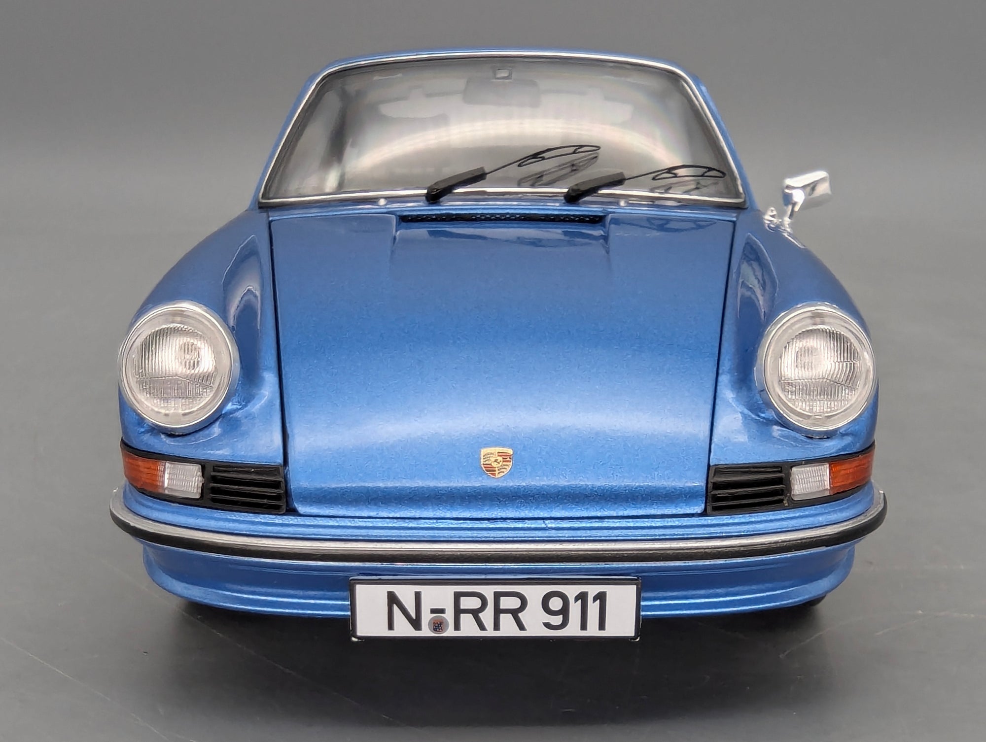 Modellautos 1:18 Schuco Porsche 911 S Coupe 1973 Blau Metallic mit OVP