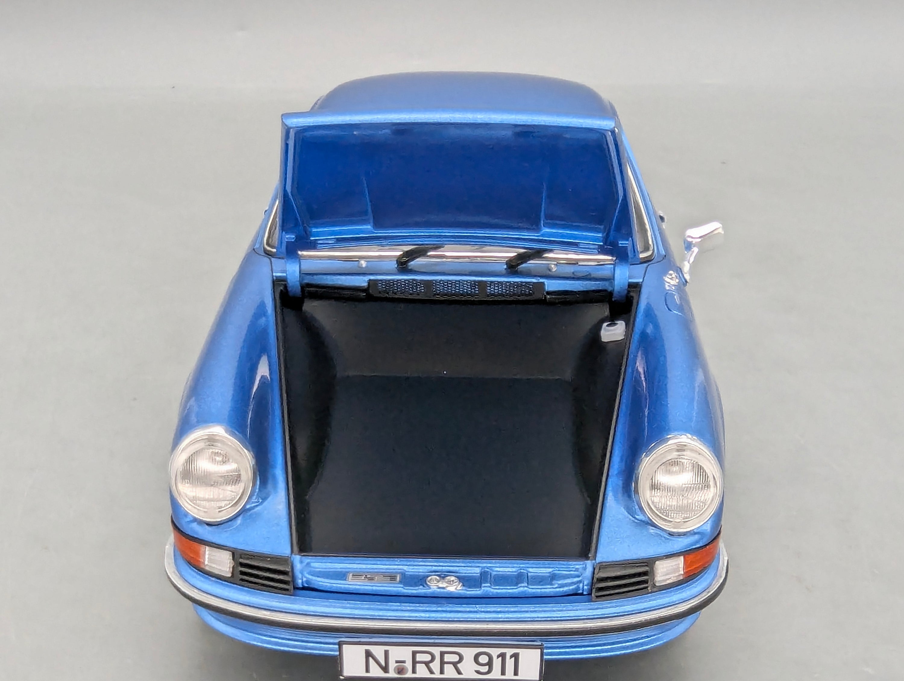 Modellautos 1:18 Schuco Porsche 911 S Coupe 1973 Blau Metallic mit OVP