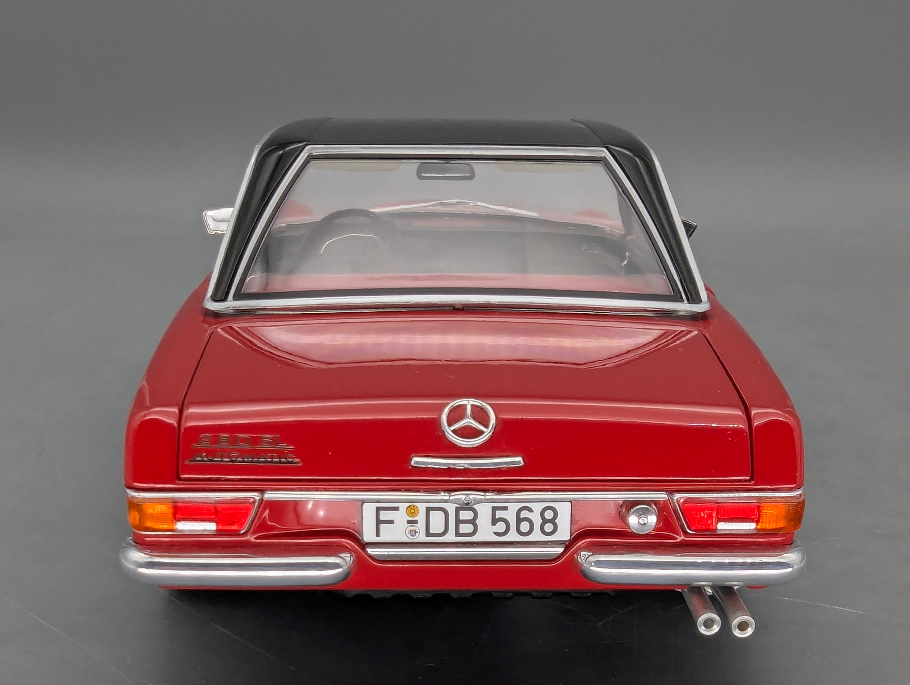 Modellautos 1:18 Schuco Mercedes-Benz 280 SL Rot mit OVP