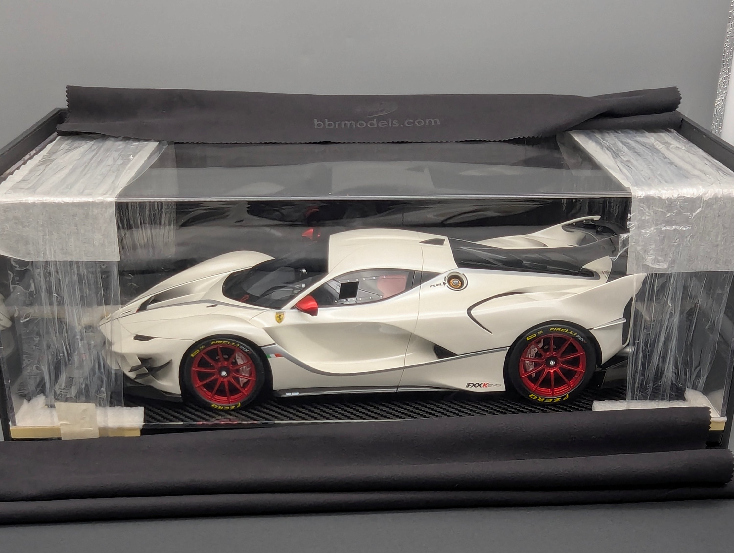 Modellautos 1:12 BBR Ferrari FXX-K EVO Gloss Pearl White Ltd UNIKAT 01/01 OVP
