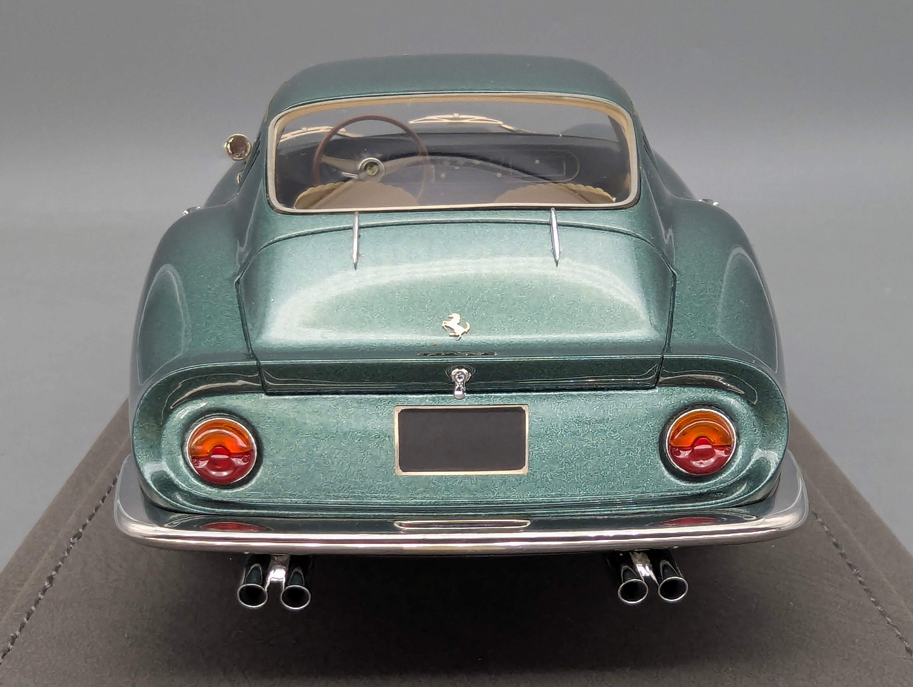 Modellautos 1:18 BBR Ferrari 275 GTB/4 1966 Met. Green Ltd 01/36 Lederplatte Vitrine OVP