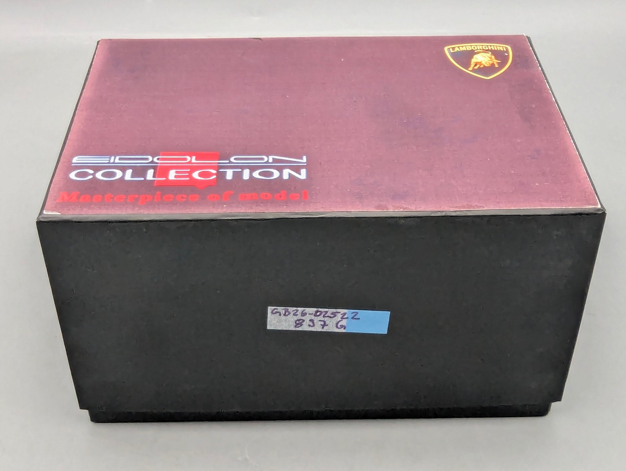 Eidolon Make Up 1:43 Lamborghini Aventador LP700-4 Matt Pearl White Engine Set OVP