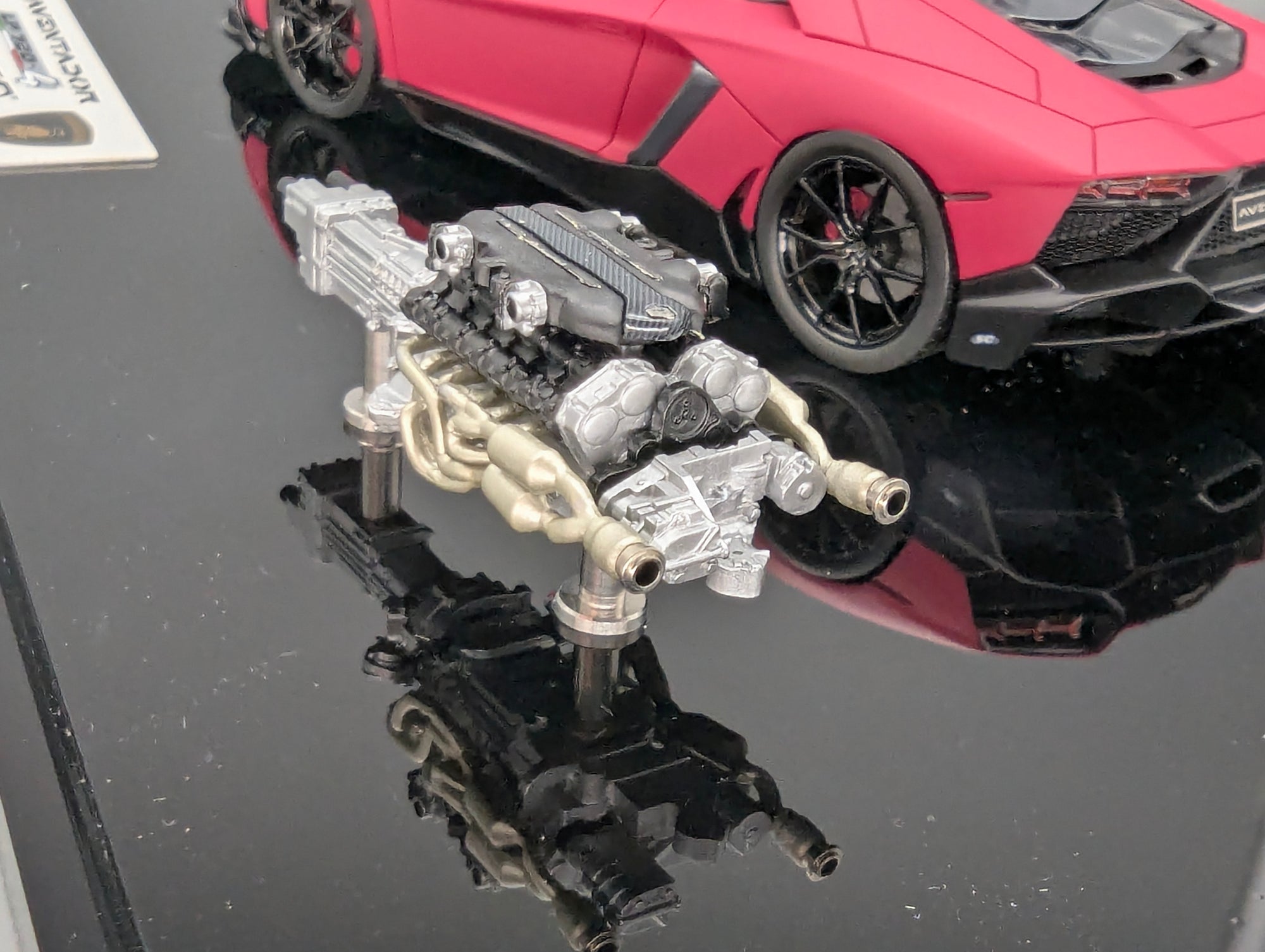 Eidolon Make Up 1:43 Lamborghini Aventador LP720-4 Matt Pink UNIKAT Ltd 01/01 Engine Set OVP