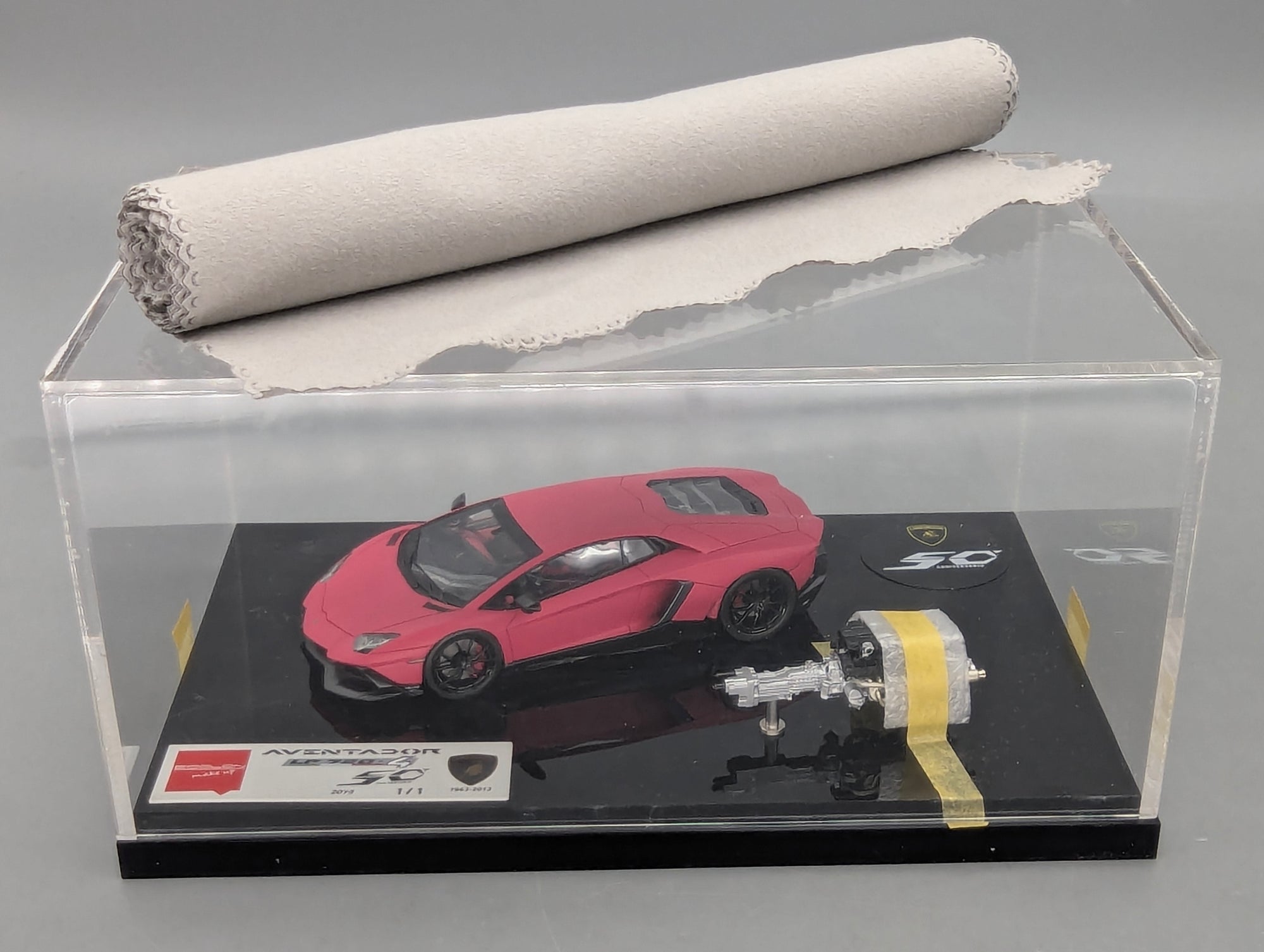 Eidolon Make Up 1:43 Lamborghini Aventador LP720-4 Matt Pink UNIKAT Ltd 01/01 Engine Set OVP