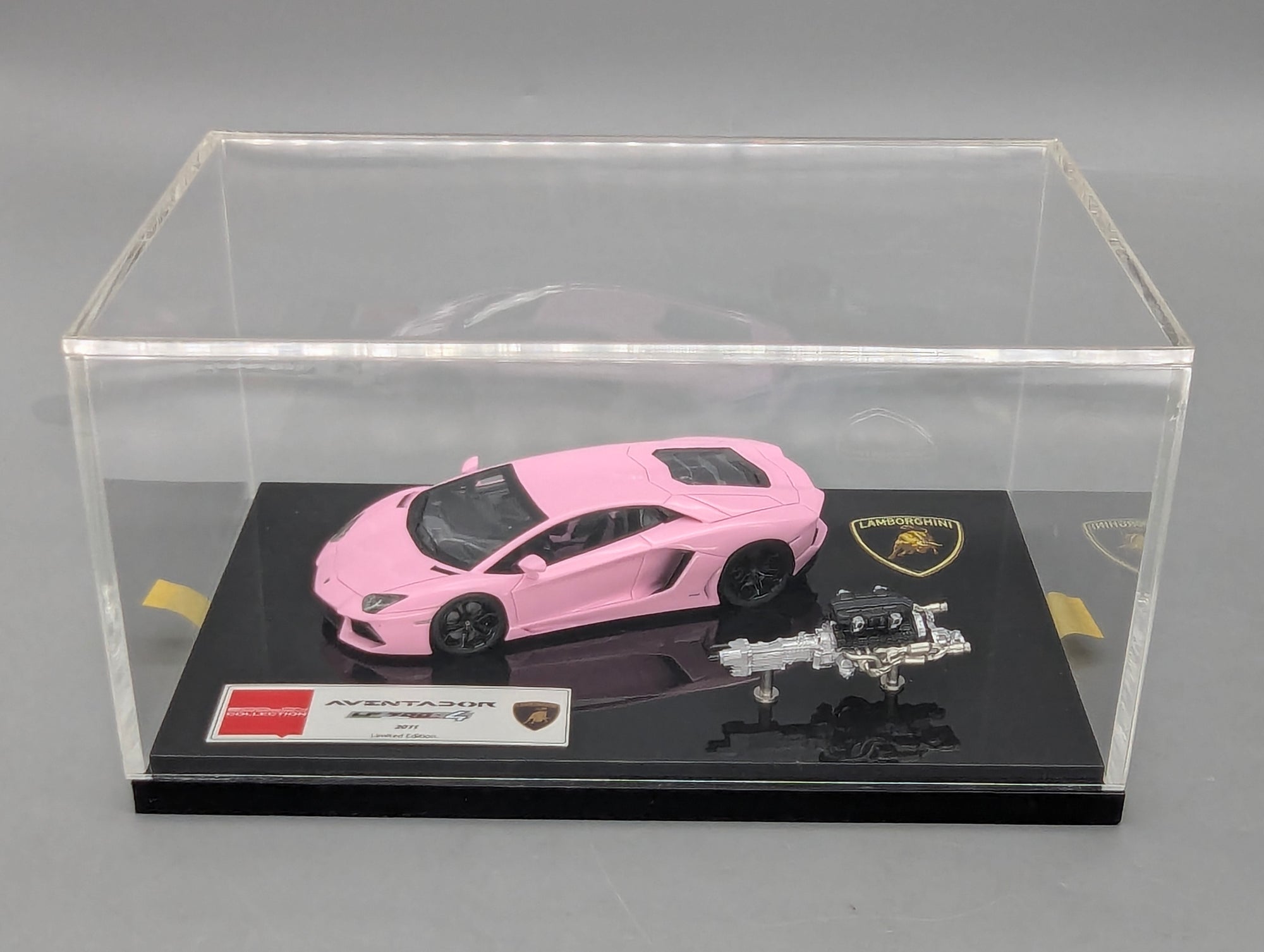 Eidolon Make Up 1:43 Lamborghini Aventador LP700-4 Pink Engine Set 2011 OVP