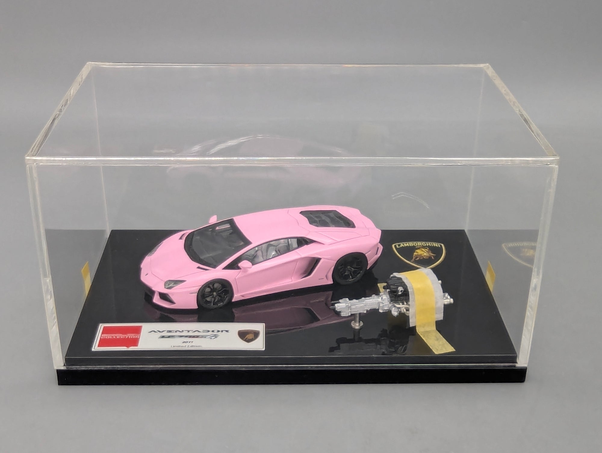 Eidolon Make Up 1:43 Lamborghini Aventador LP700-4 Pink Engine Set 2011 OVP