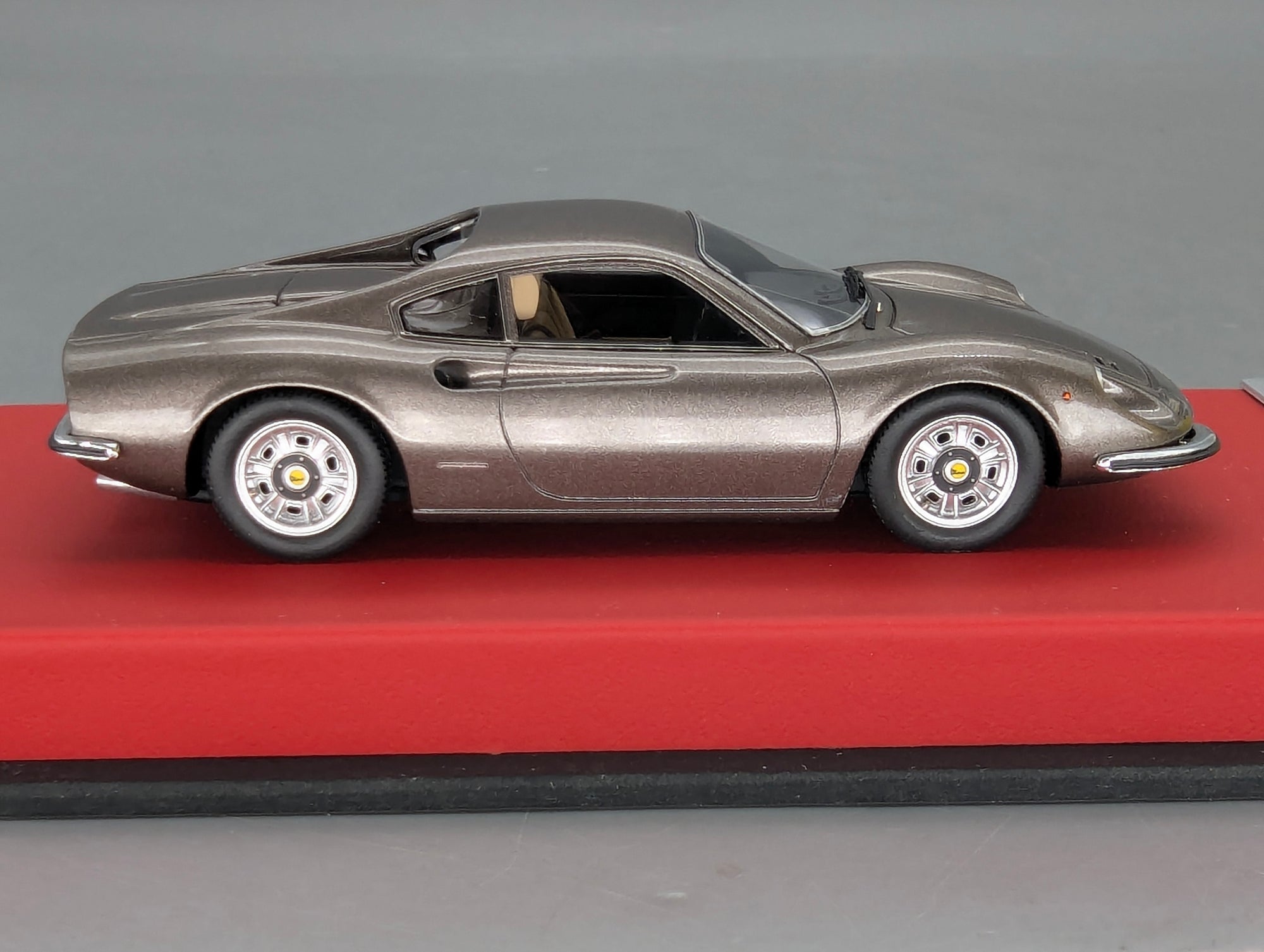 Modellautos 1:43 BBR Ferrari 246 GT Dino 1973 S/N 03580 RM Auction 2016 14/20 OVP