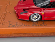 Modellautos 1:43 BBR Ferrari Enzo Paris 2002 Rot Echt-Lederplatte Vitrine OVP