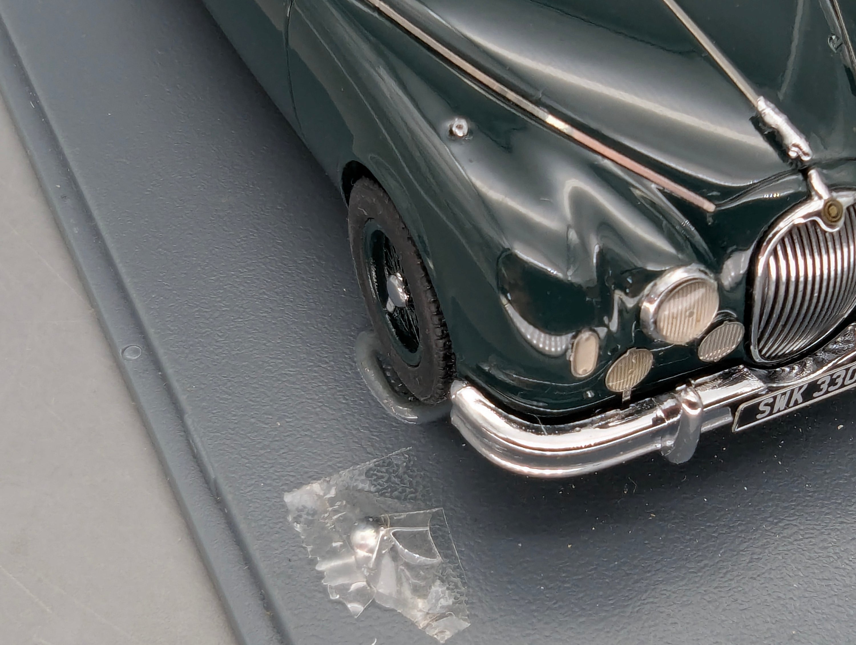 Modellautos 1:43 Neo Scale Models Jaguar 3.4 British Racing Green mit OVP