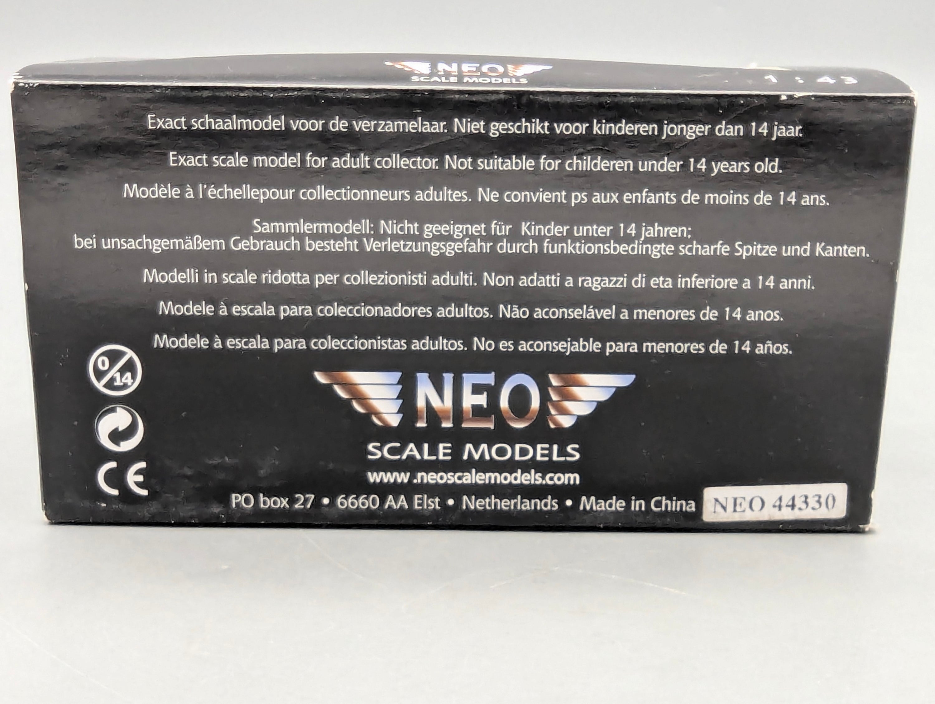 Modellautos 1:43 Neo Scale Models Jaguar 3.4 British Racing Green mit OVP