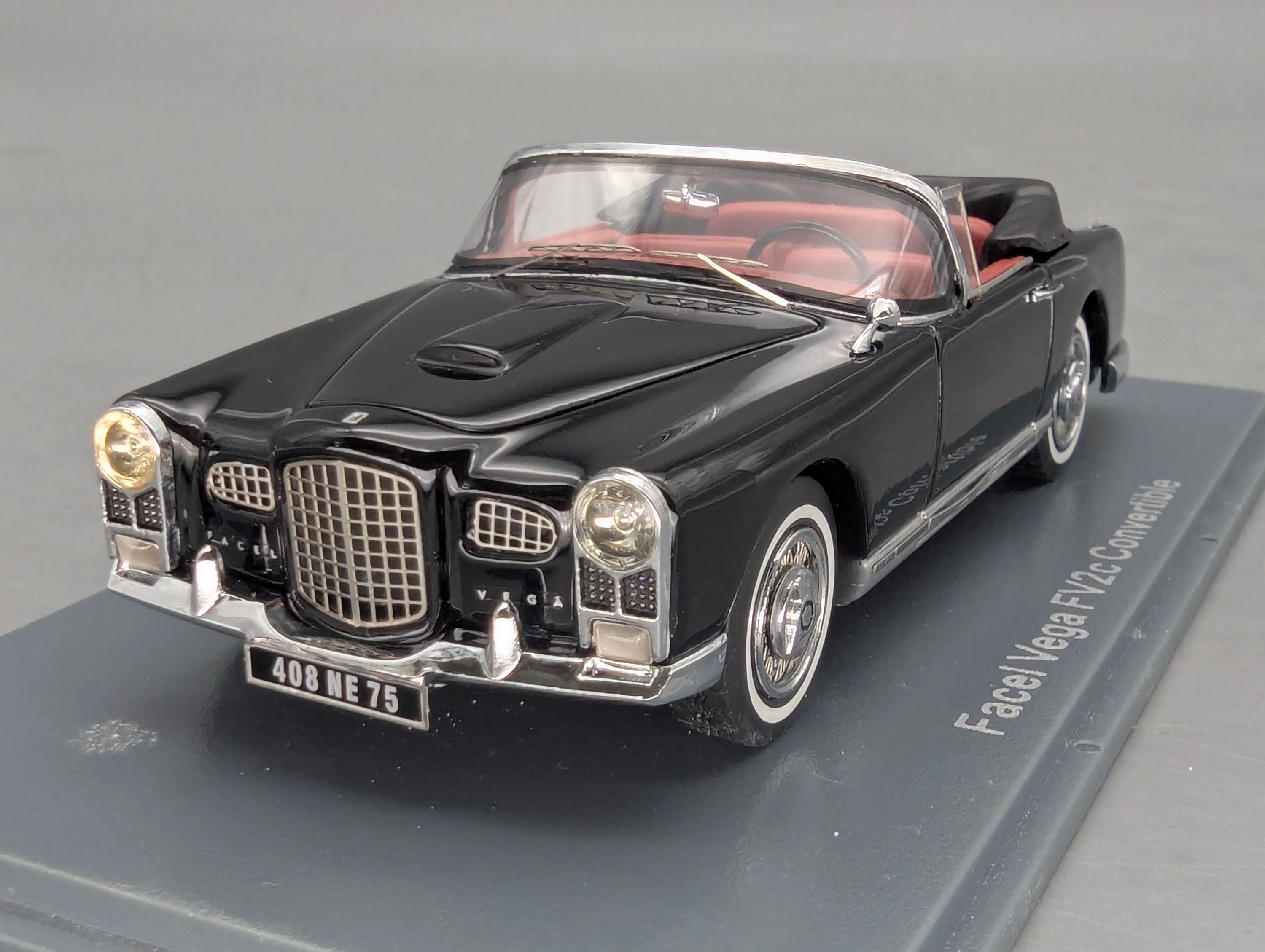 Modellautos 1:43 Neo Scale Models Facel Vega FV2c Convertible Schwarz mit OVP