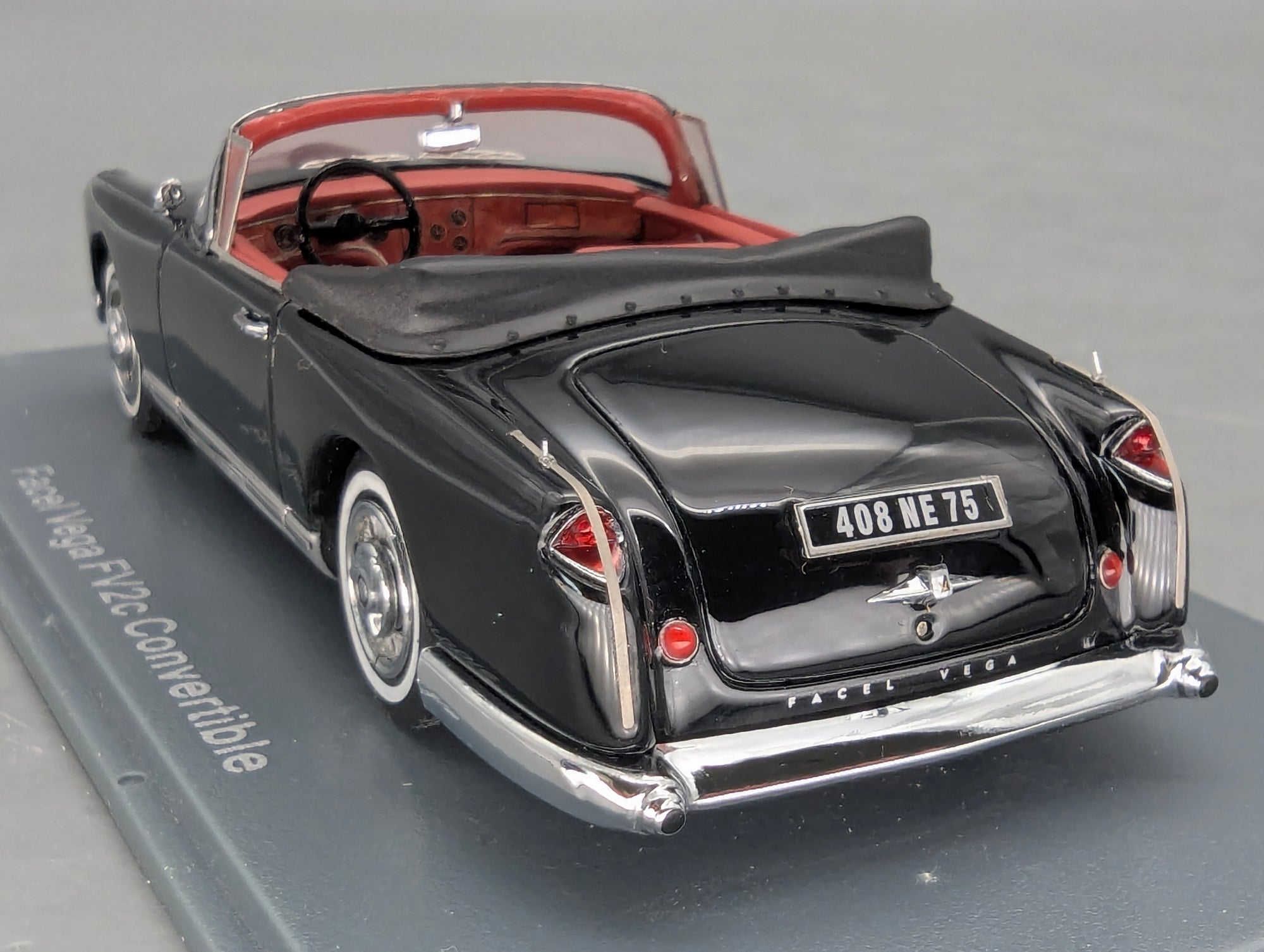 Modellautos 1:43 Neo Scale Models Facel Vega FV2c Convertible Schwarz mit OVP