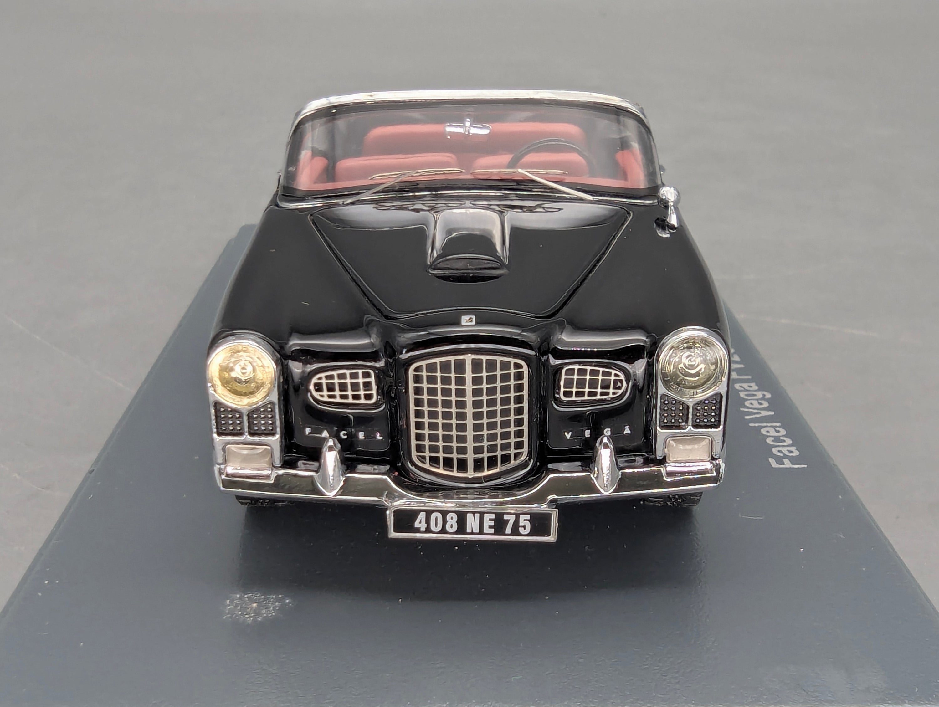 Modellautos 1:43 Neo Scale Models Facel Vega FV2c Convertible Schwarz mit OVP