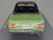 Modellautos 1:43 Neo Scale Models BMW 2002 Baur Grün mit OVP