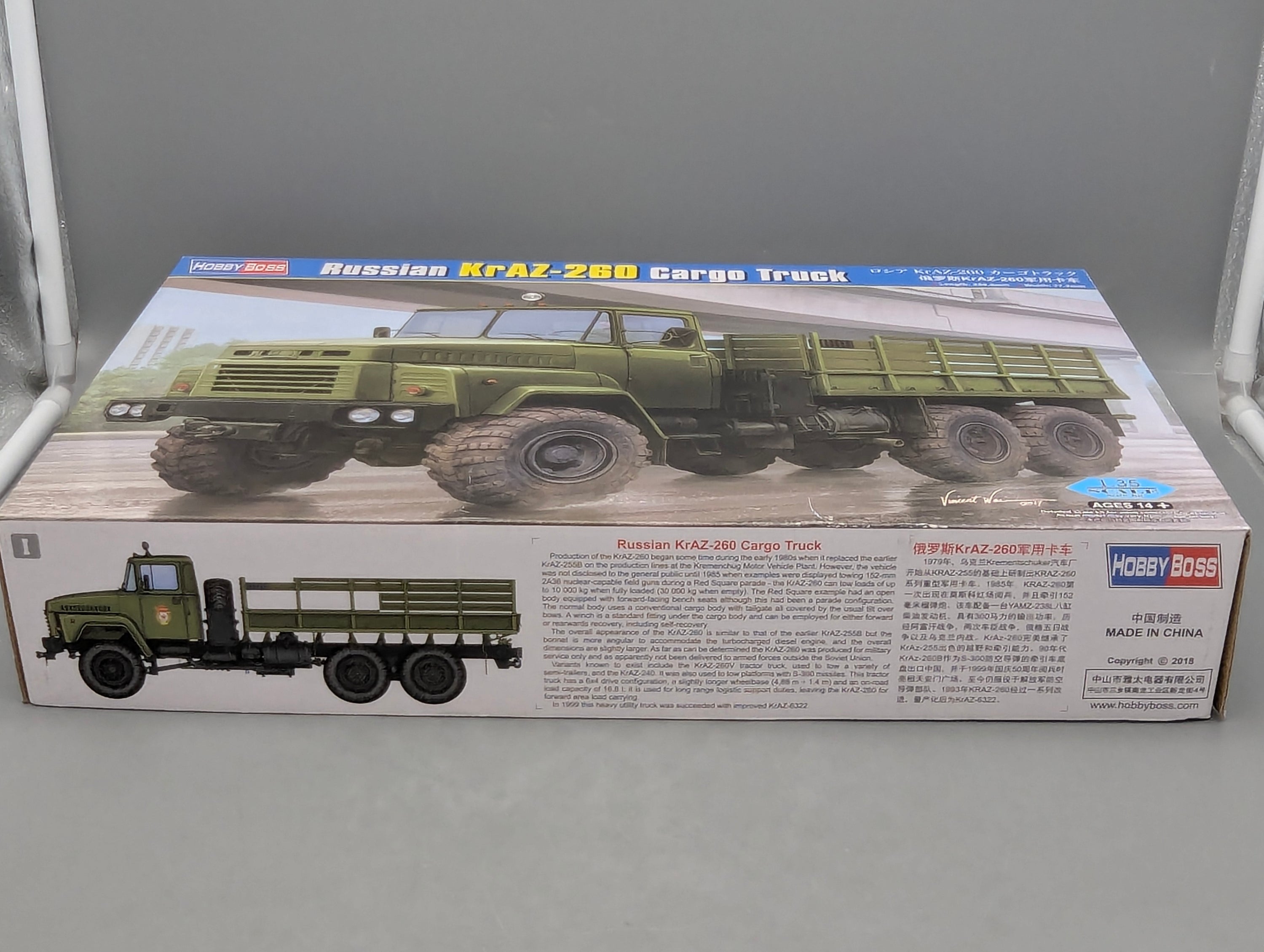 LKW Modell Bausatz 1:35 Hobby Boss 85510 Russian KrAZ-260 Cargo Truck mit OVP