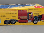 LKW Modell Bausatz 1:24 amt Round2 Peterbilt 377 A/E Tractor Zugmaschine mit OVP