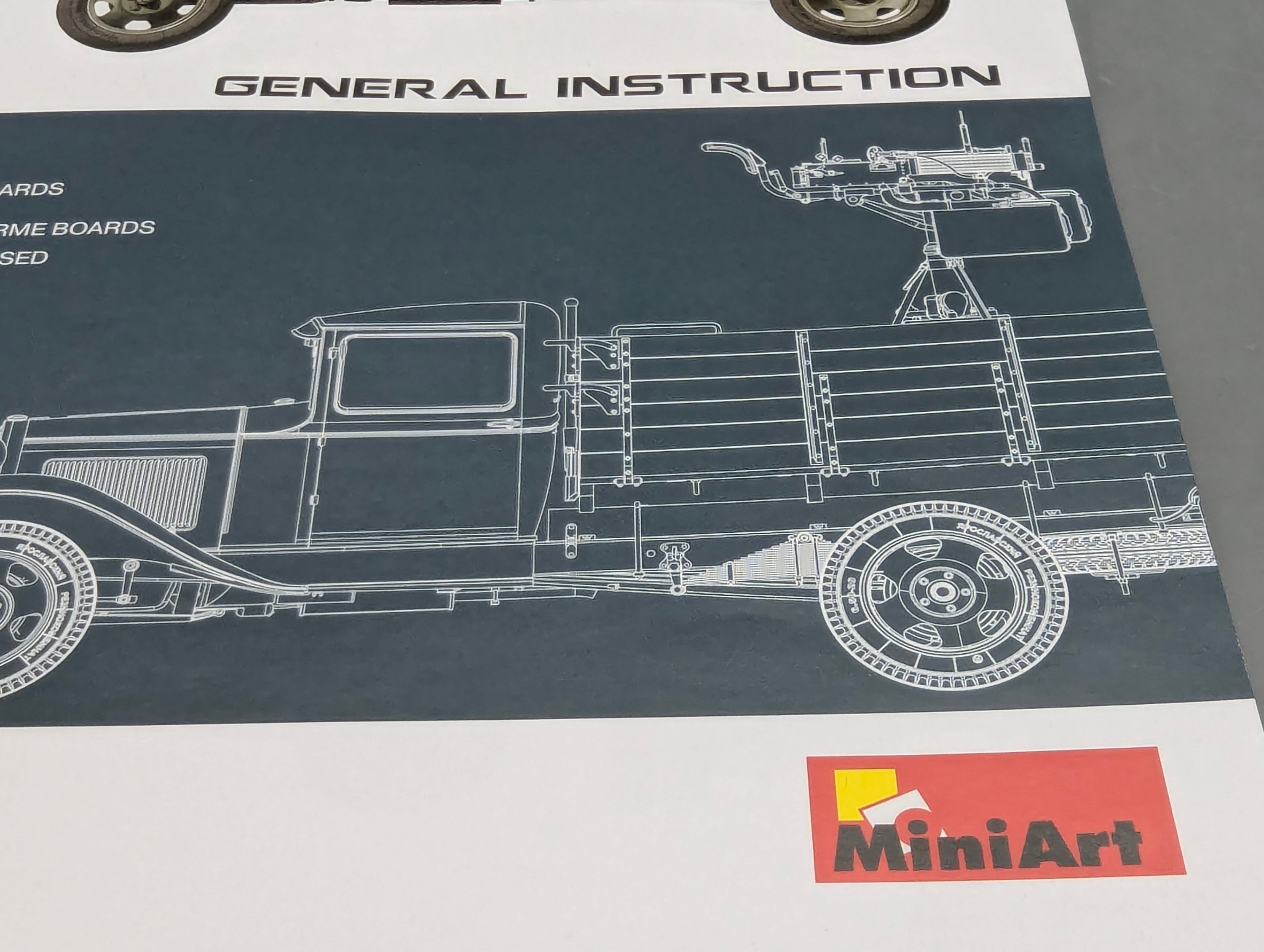 LKW Modell Bausatz 1:35 MiniArt 35186 Soviet 1,5 t Truck w/Gun mit OVP