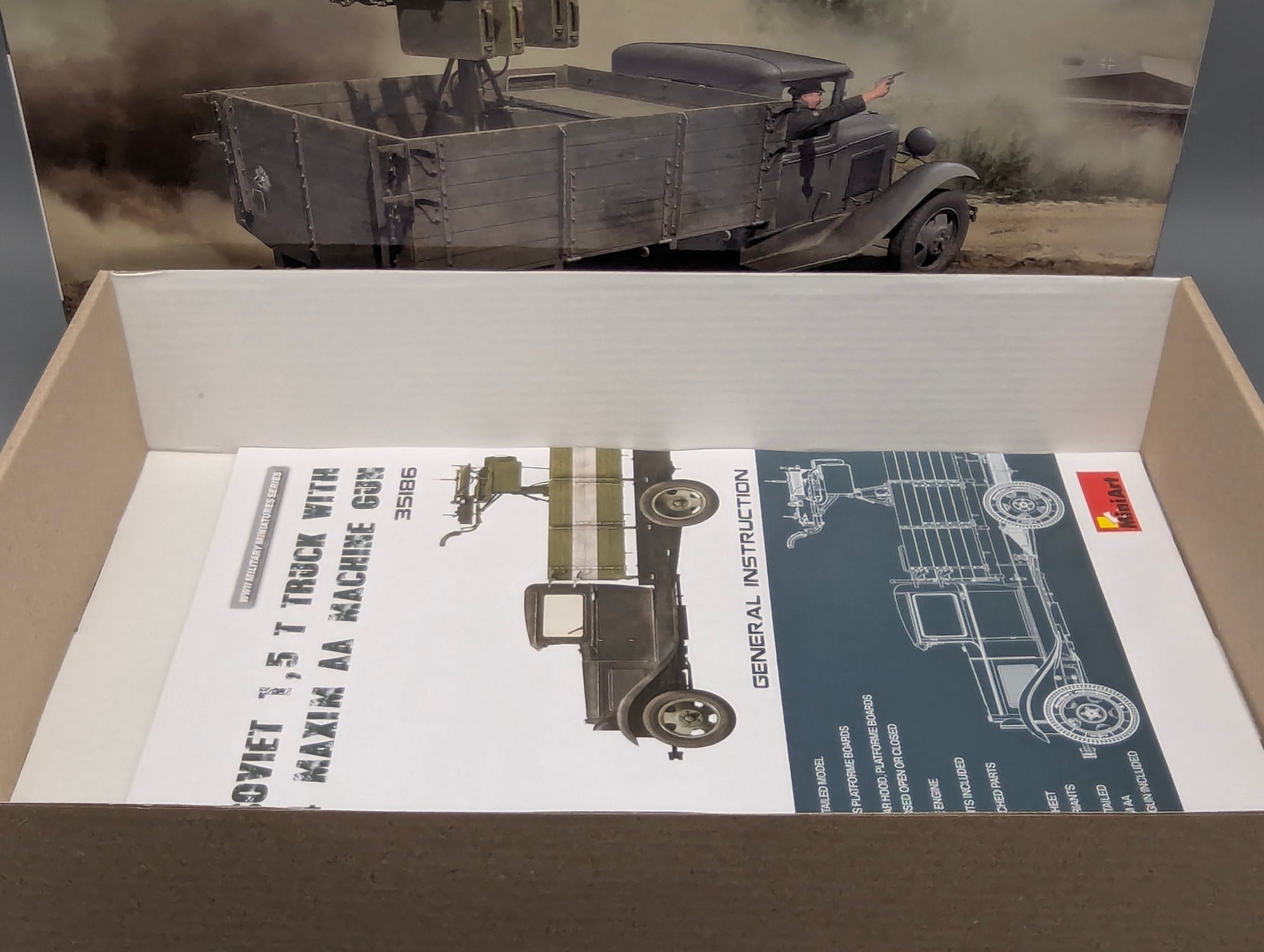 LKW Modell Bausatz 1:35 MiniArt 35186 Soviet 1,5 t Truck w/Gun mit OVP