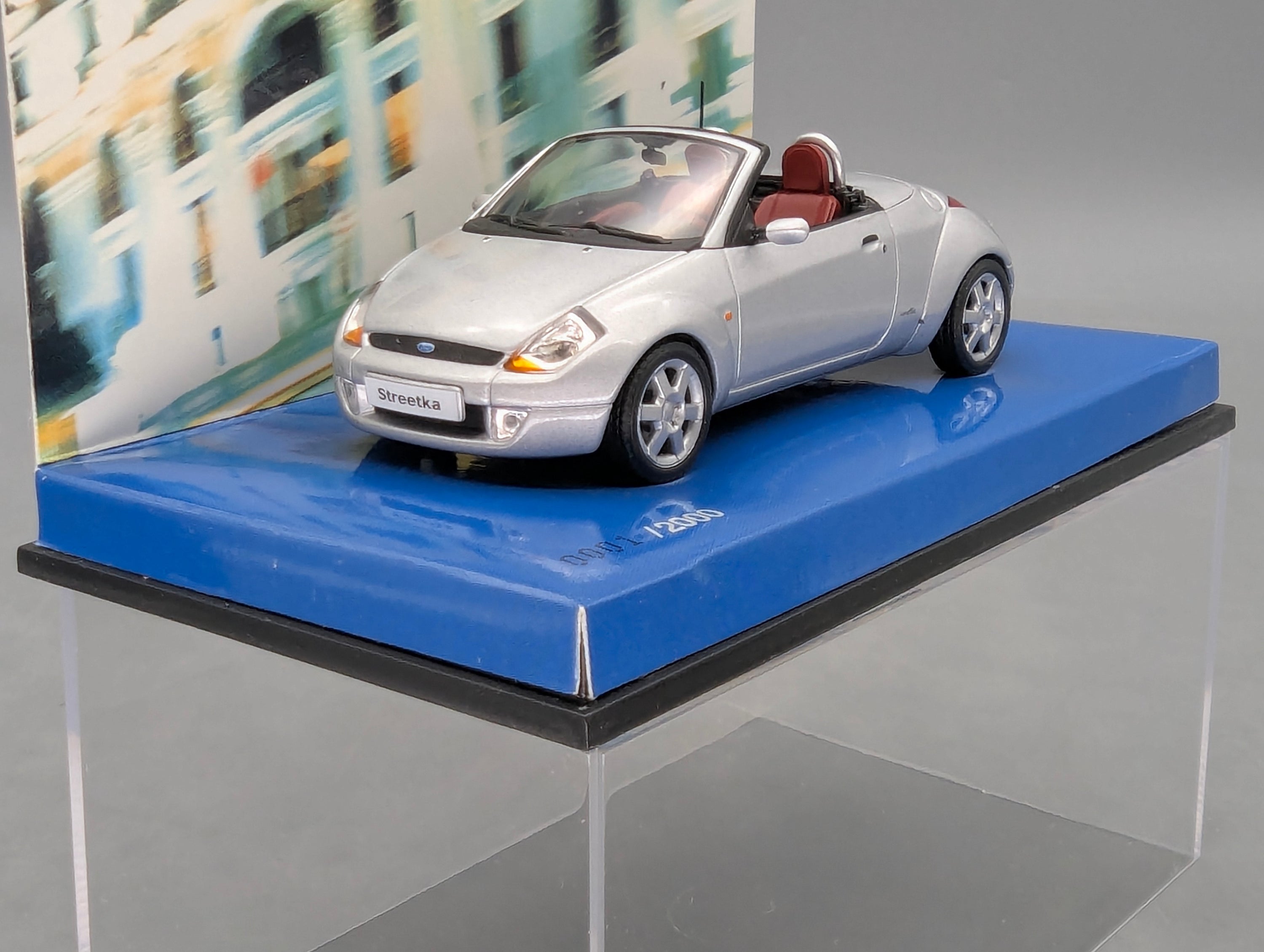 Model Cars 1:43 Minichamps Mercedes Benz SL65 AMG Black Series Silver with original packaging