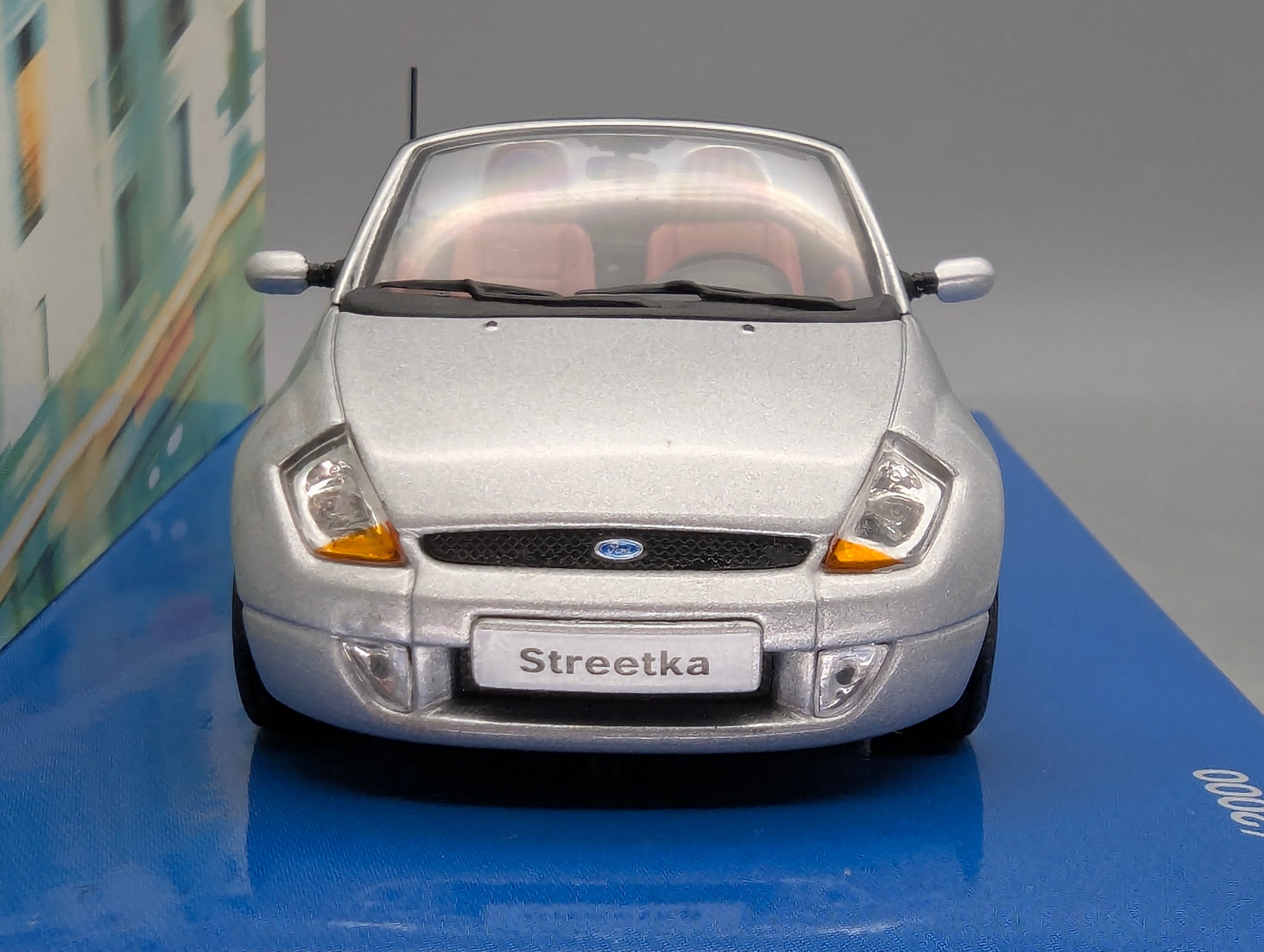 Model Cars 1:43 Minichamps Mercedes Benz SL65 AMG Black Series Silver with original packaging