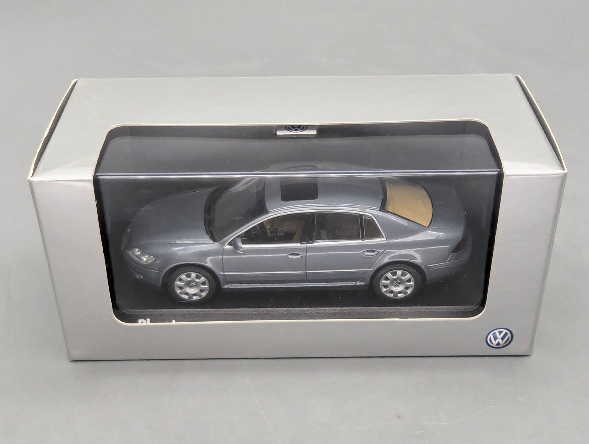Model Cars 1:43 Minichamps Mercedes Benz SL65 AMG Black Series Silver with original packaging