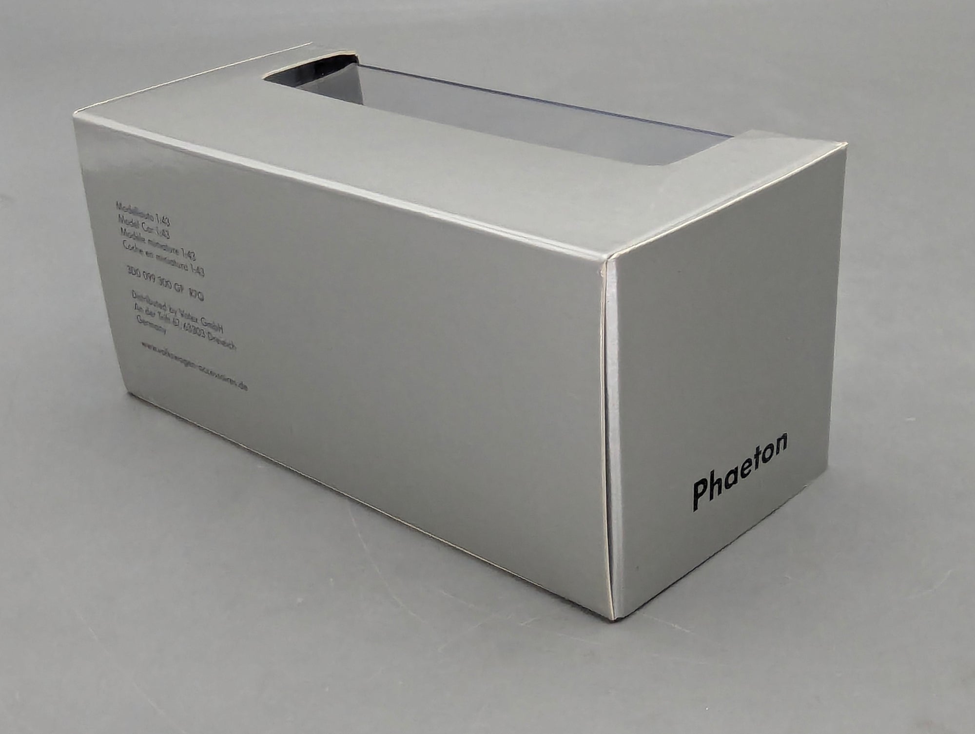 Model Cars 1:43 Minichamps Mercedes Benz SL65 AMG Black Series Silver with original packaging