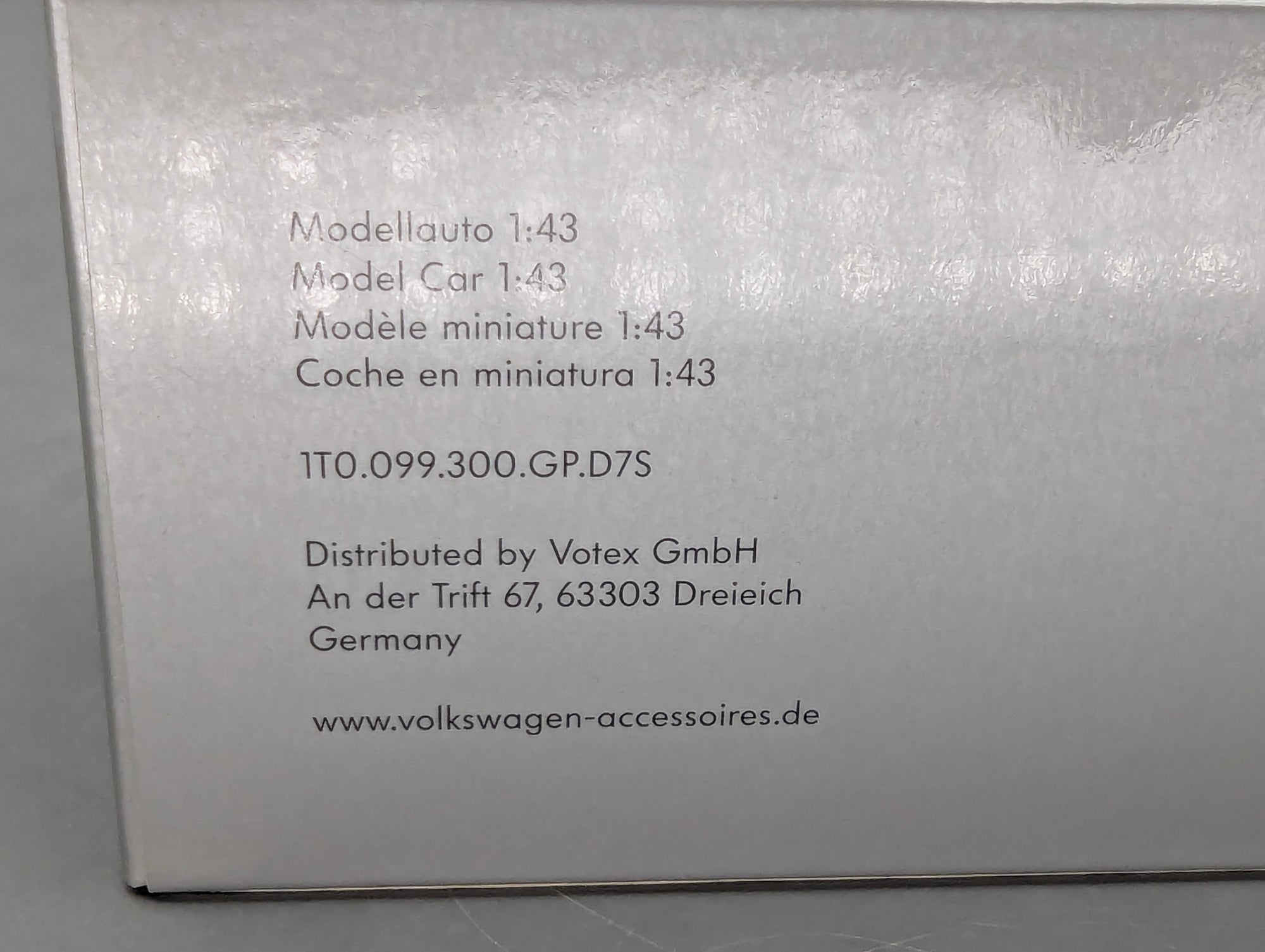Model Cars 1:43 Minichamps Mercedes Benz SL65 AMG Black Series Silver with original packaging