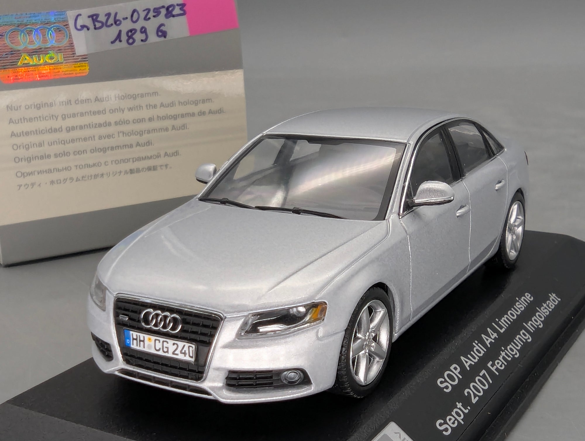Model Cars 1:43 Minichamps Mercedes Benz SL65 AMG Black Series Silver with original packaging