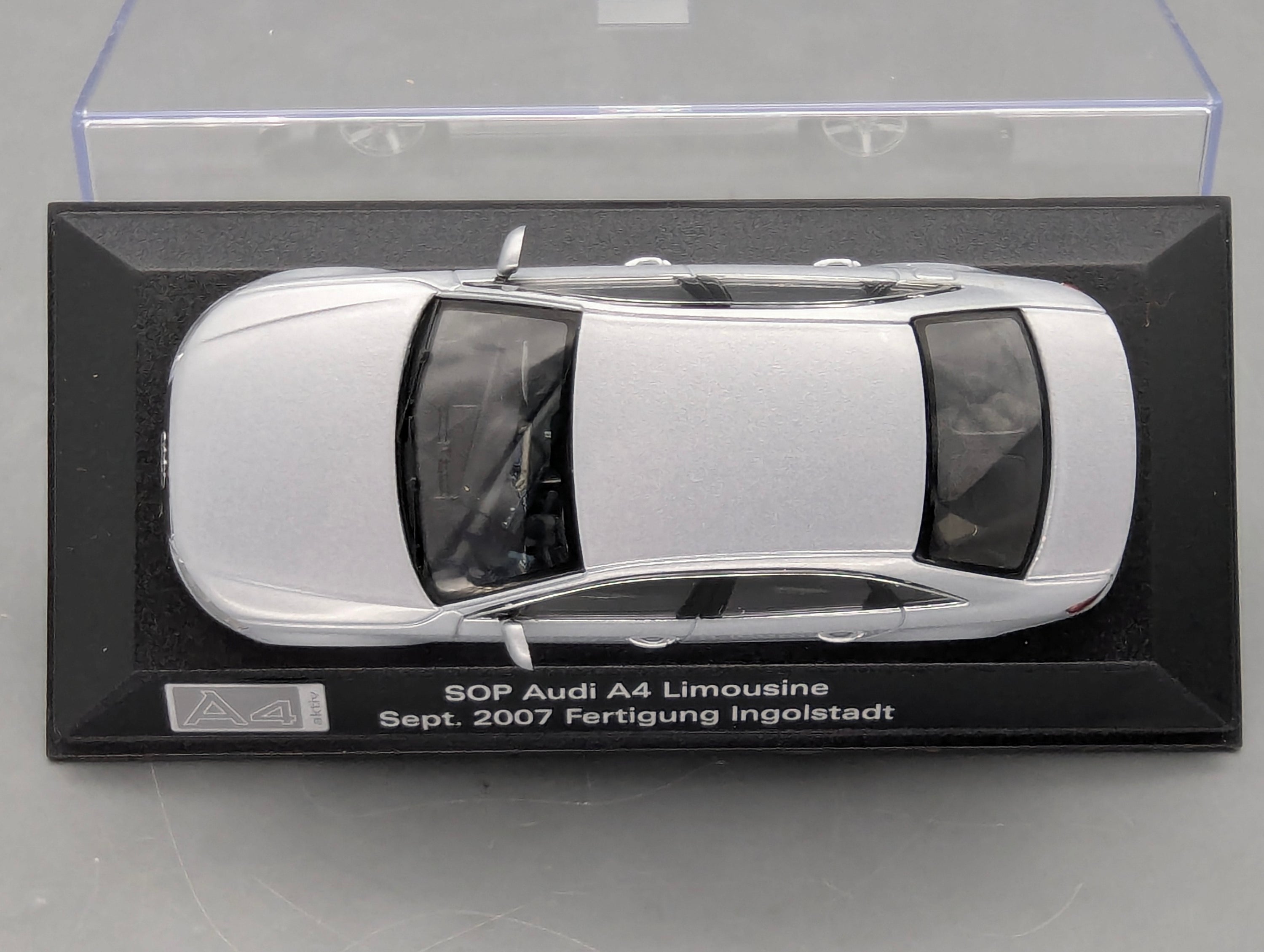 Model Cars 1:43 Minichamps Mercedes Benz SL65 AMG Black Series Silver with original packaging